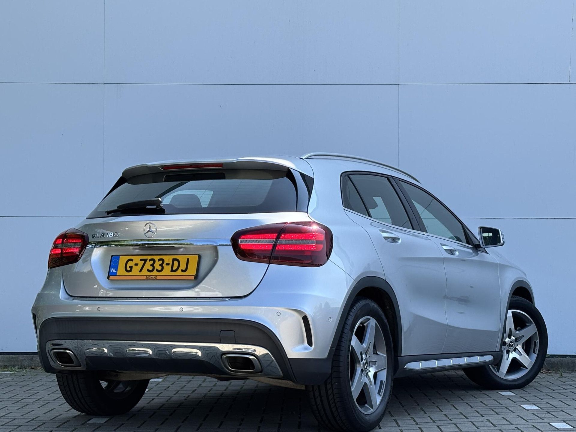 Mercedes-Benz GLA met kenteken G-733-DJ – achteraanzicht