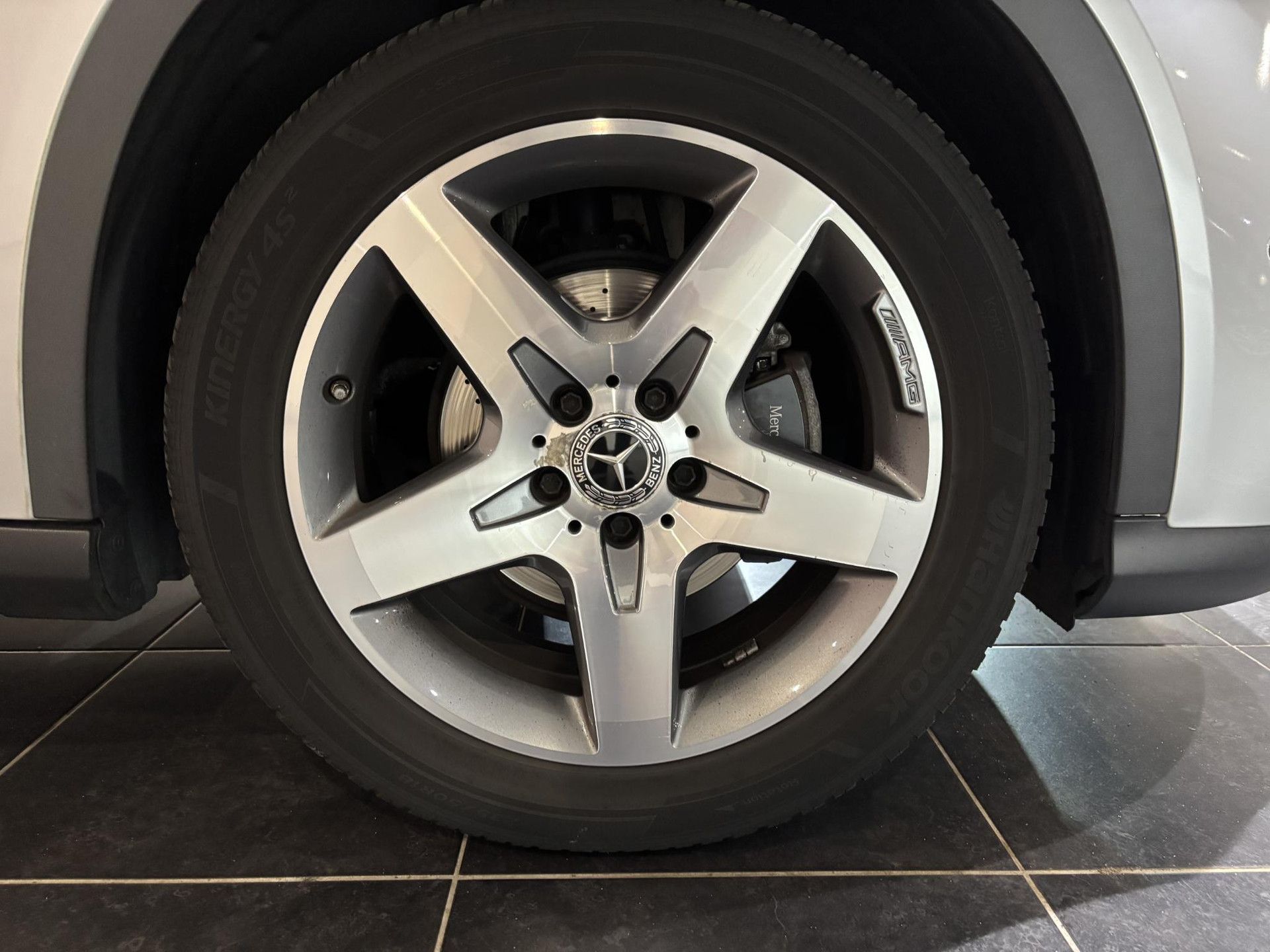 Mercedes-Benz GLA met kenteken G-804-DJ – detailfoto