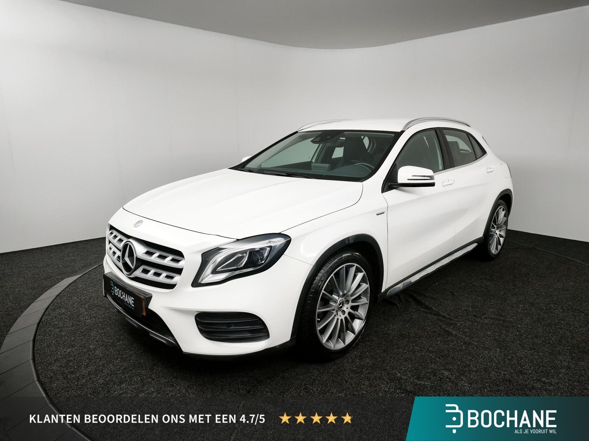 Mercedes-Benz GLA met kenteken N-900-BG – vooraanzicht
