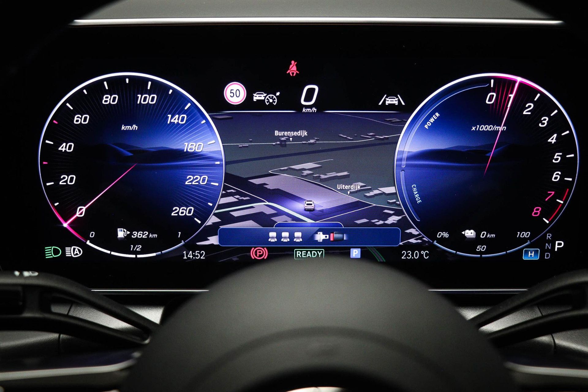 Mercedes-Benz GLC met kenteken JHL-79-V – dashboard