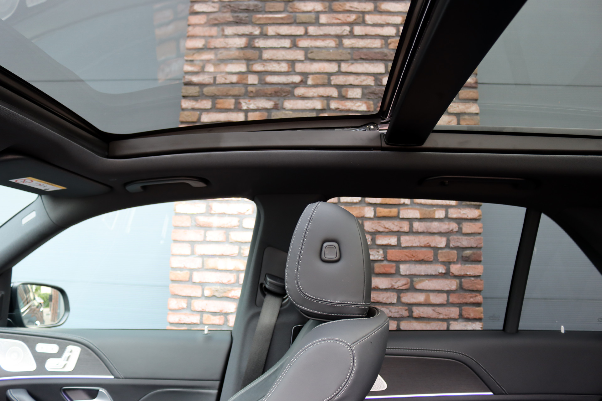 Mercedes-Benz GLE – dashboard