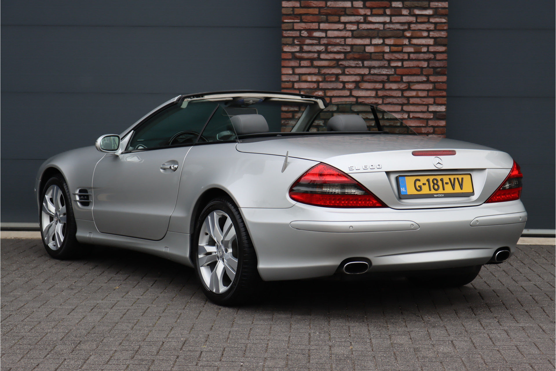 Mercedes-Benz SL – detailfoto