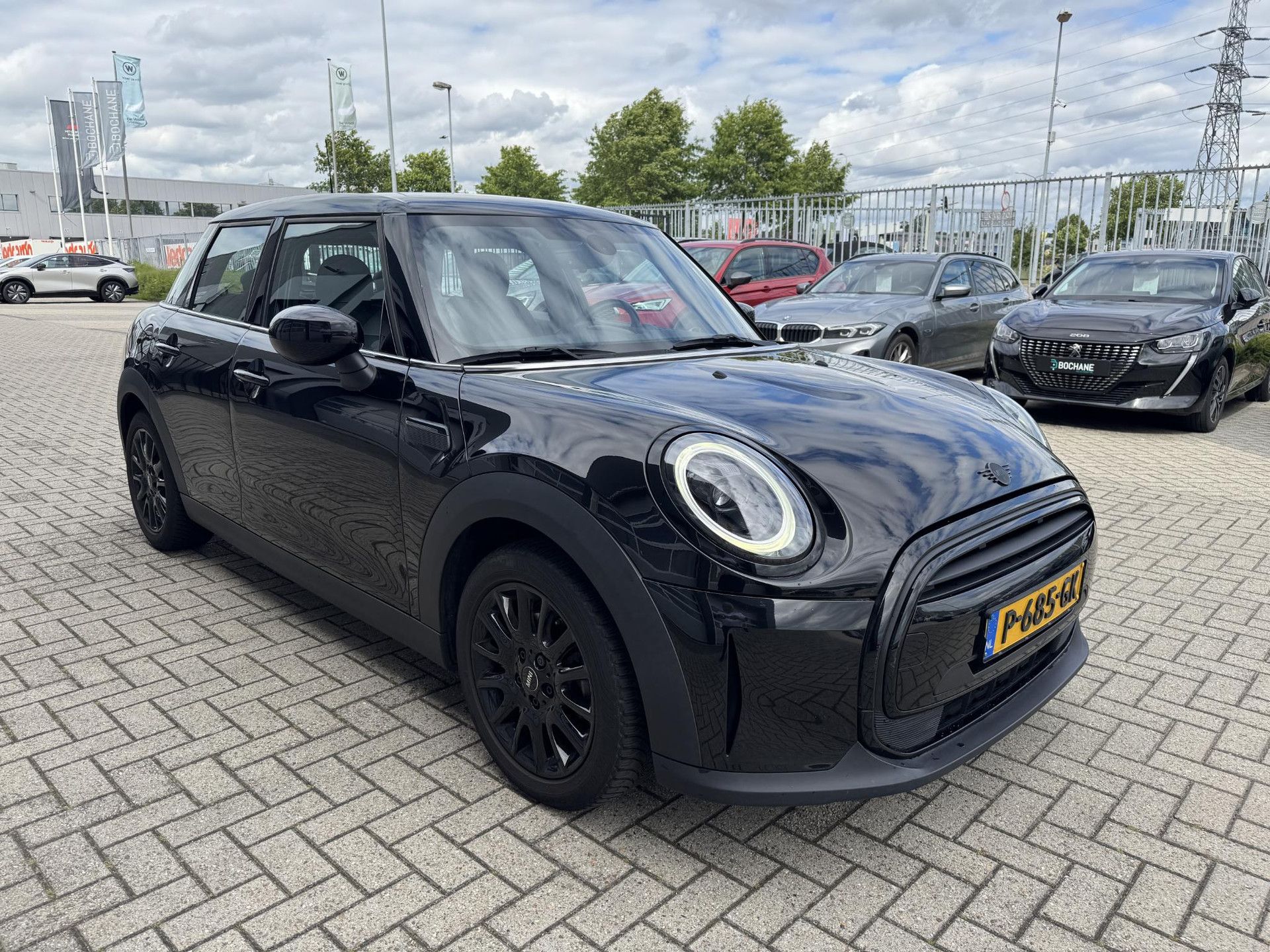 MINI 5-Deurs met kenteken P-685-GK – detailfoto