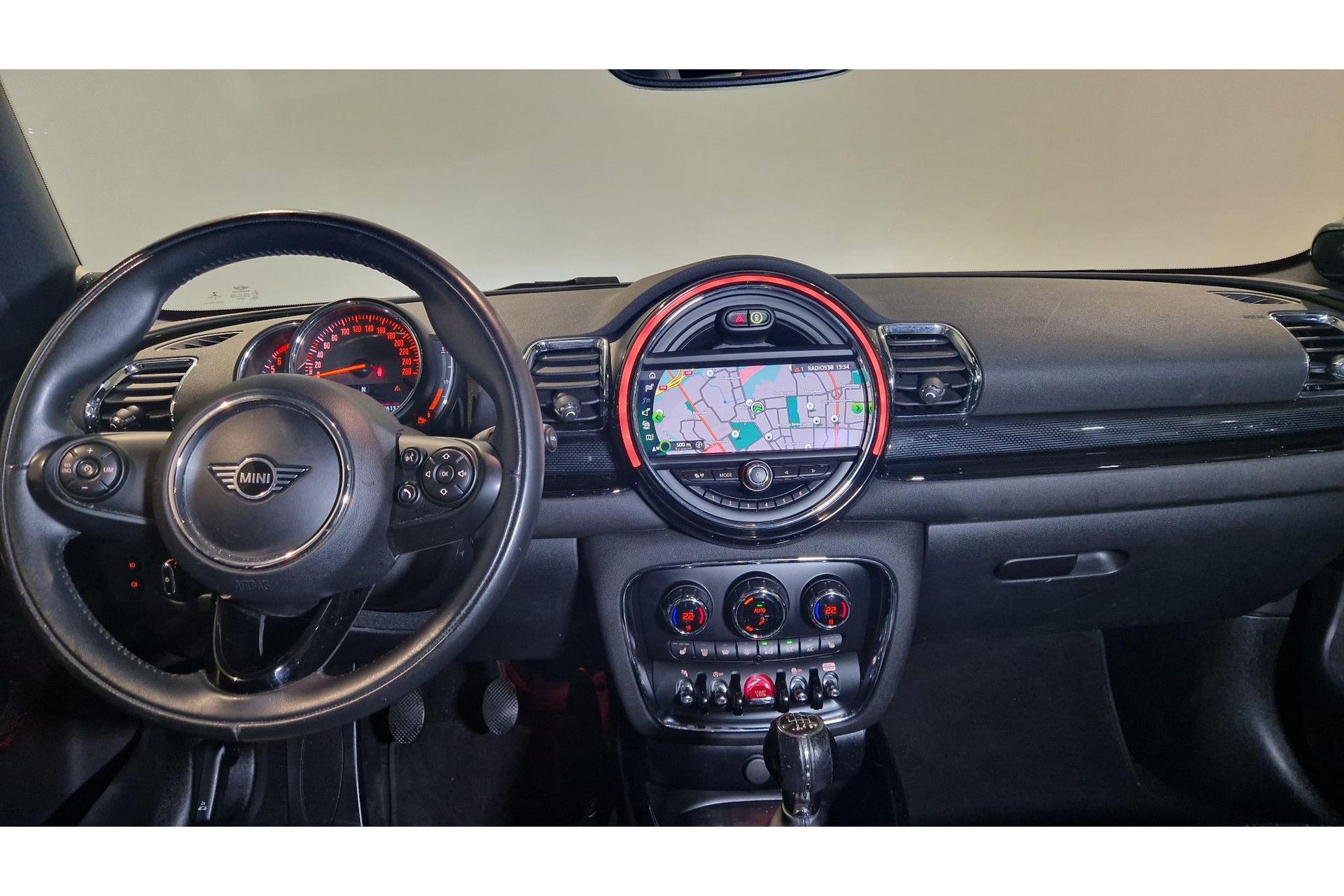 MINI Clubman met kenteken S-434-LT – interieur