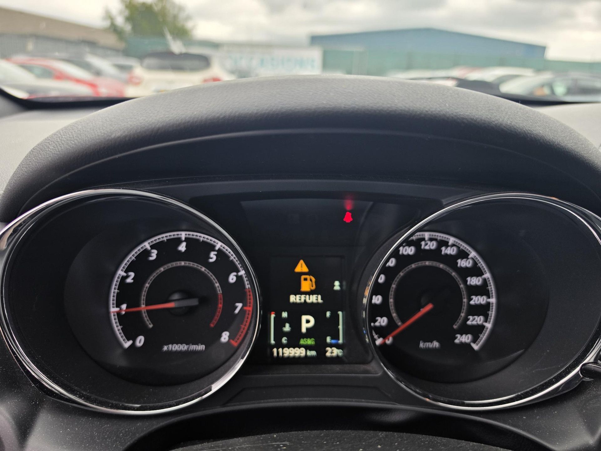 Mitsubishi ASX met kenteken J-689-NF – dashboard