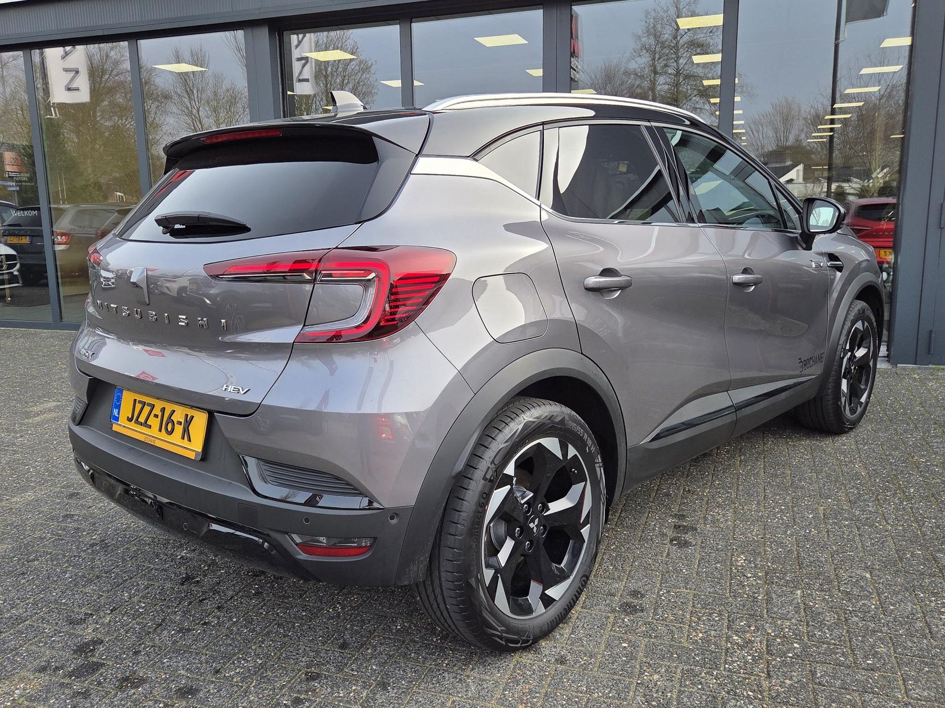 Mitsubishi ASX met kenteken JZZ-16-K – achteraanzicht