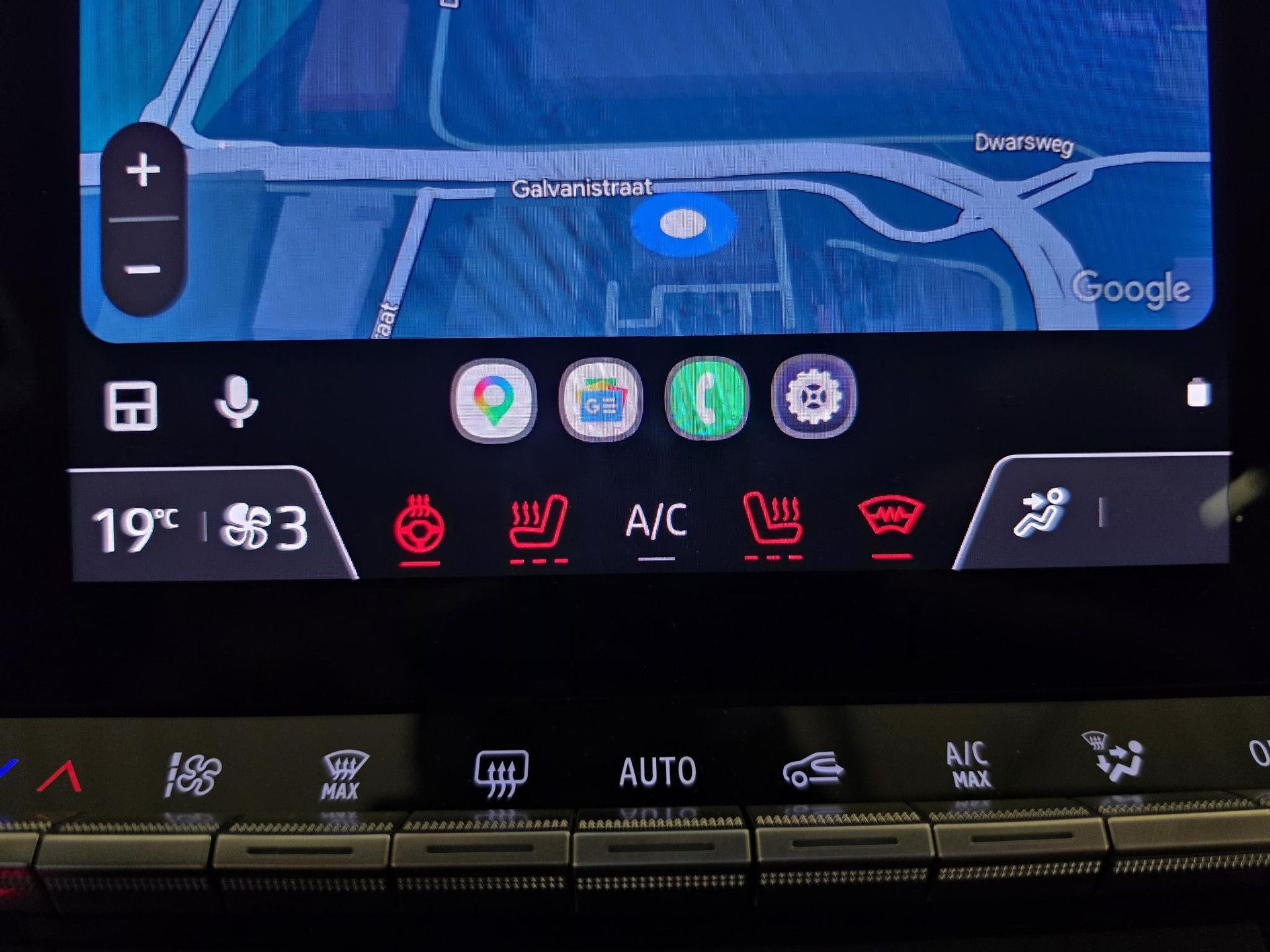 Mitsubishi ASX met kenteken KDV-82-R – dashboard