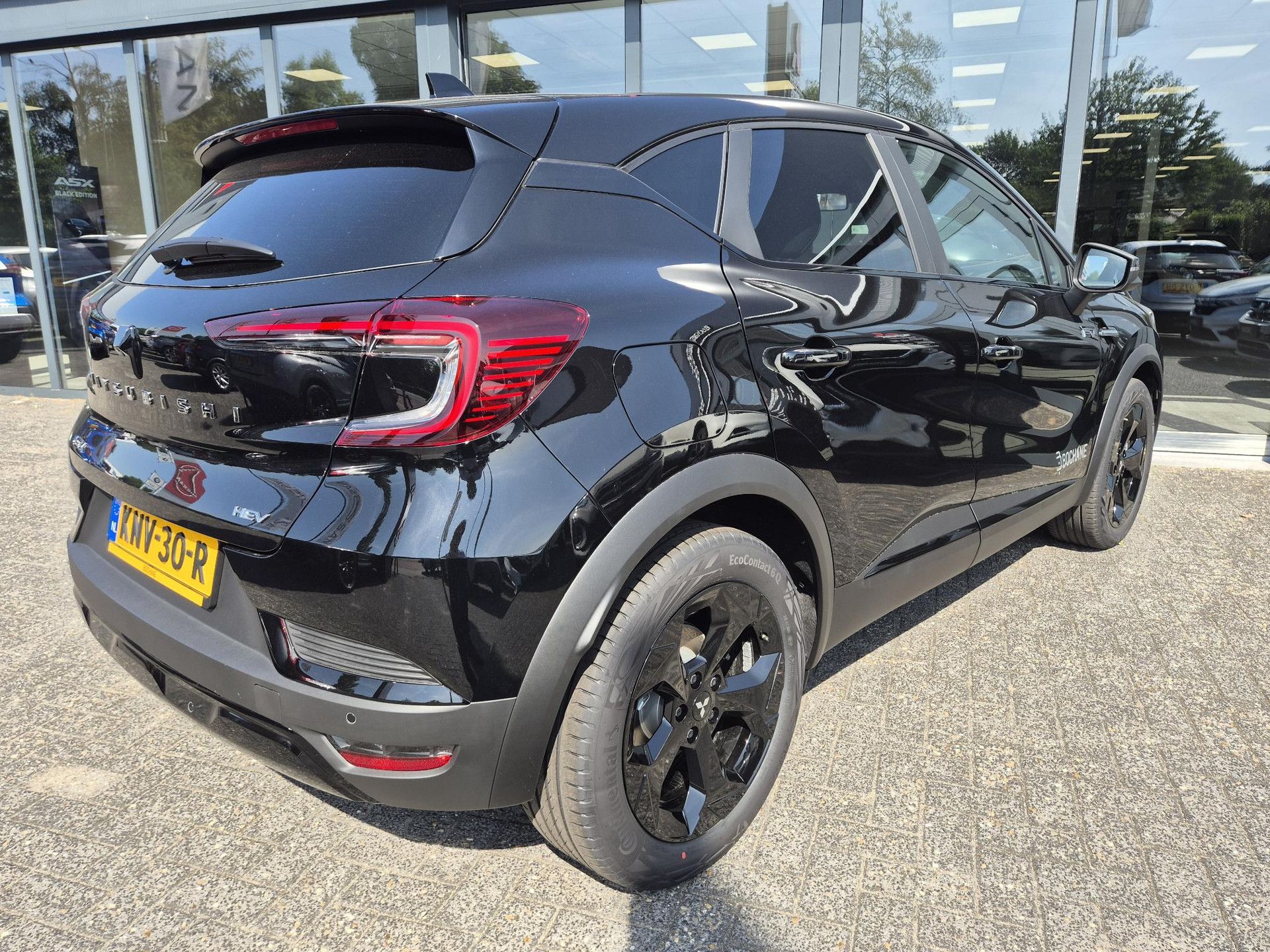 Mitsubishi ASX met kenteken KNV-30-R – achteraanzicht