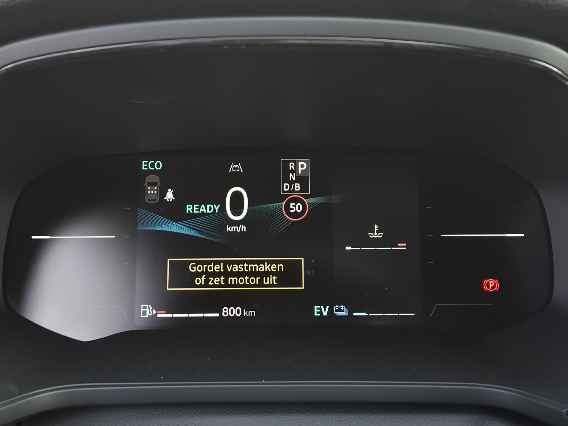 Mitsubishi ASX met kenteken KNV-30-R – dashboard