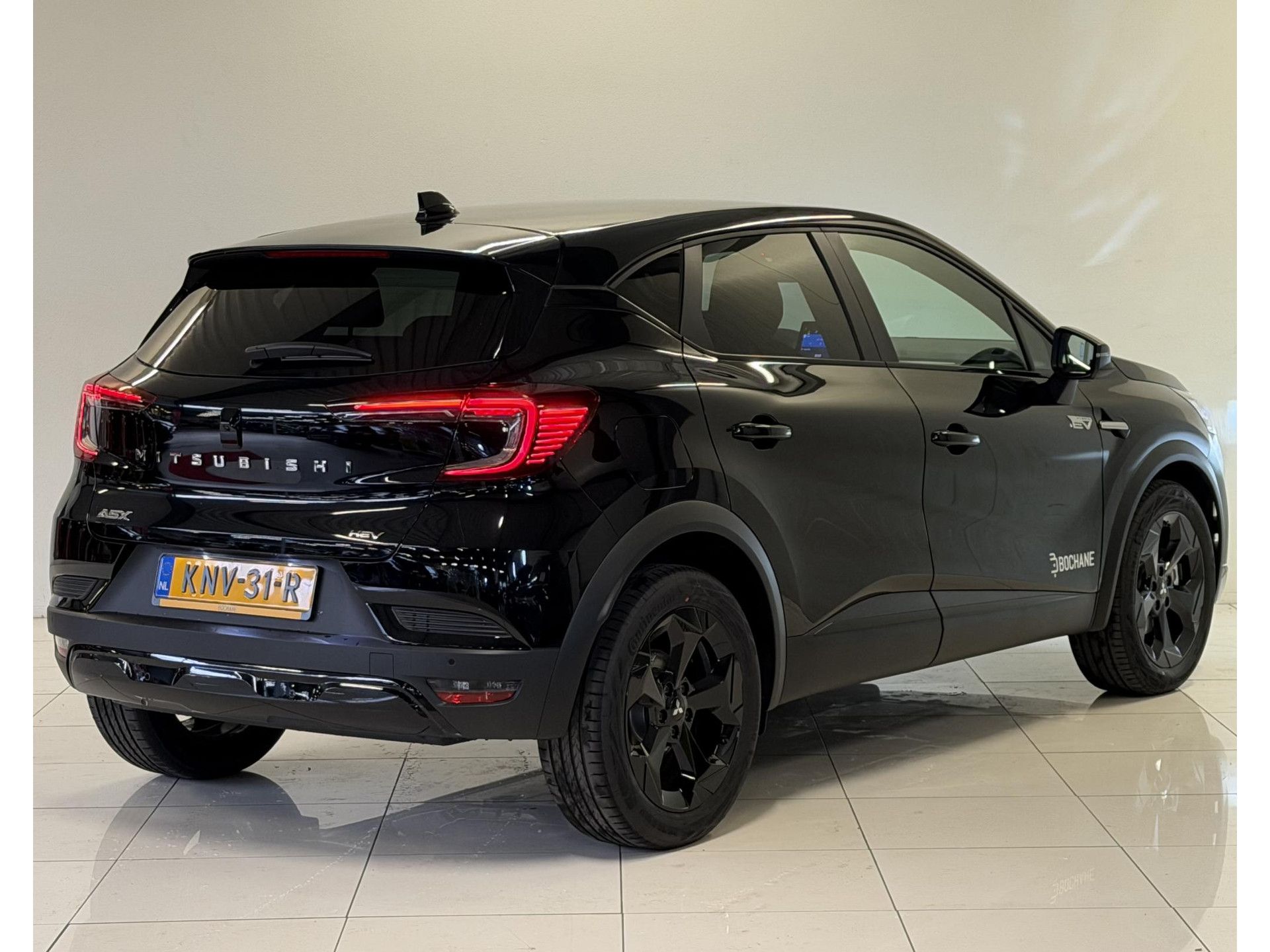 Mitsubishi ASX met kenteken KNV-31-R – achteraanzicht