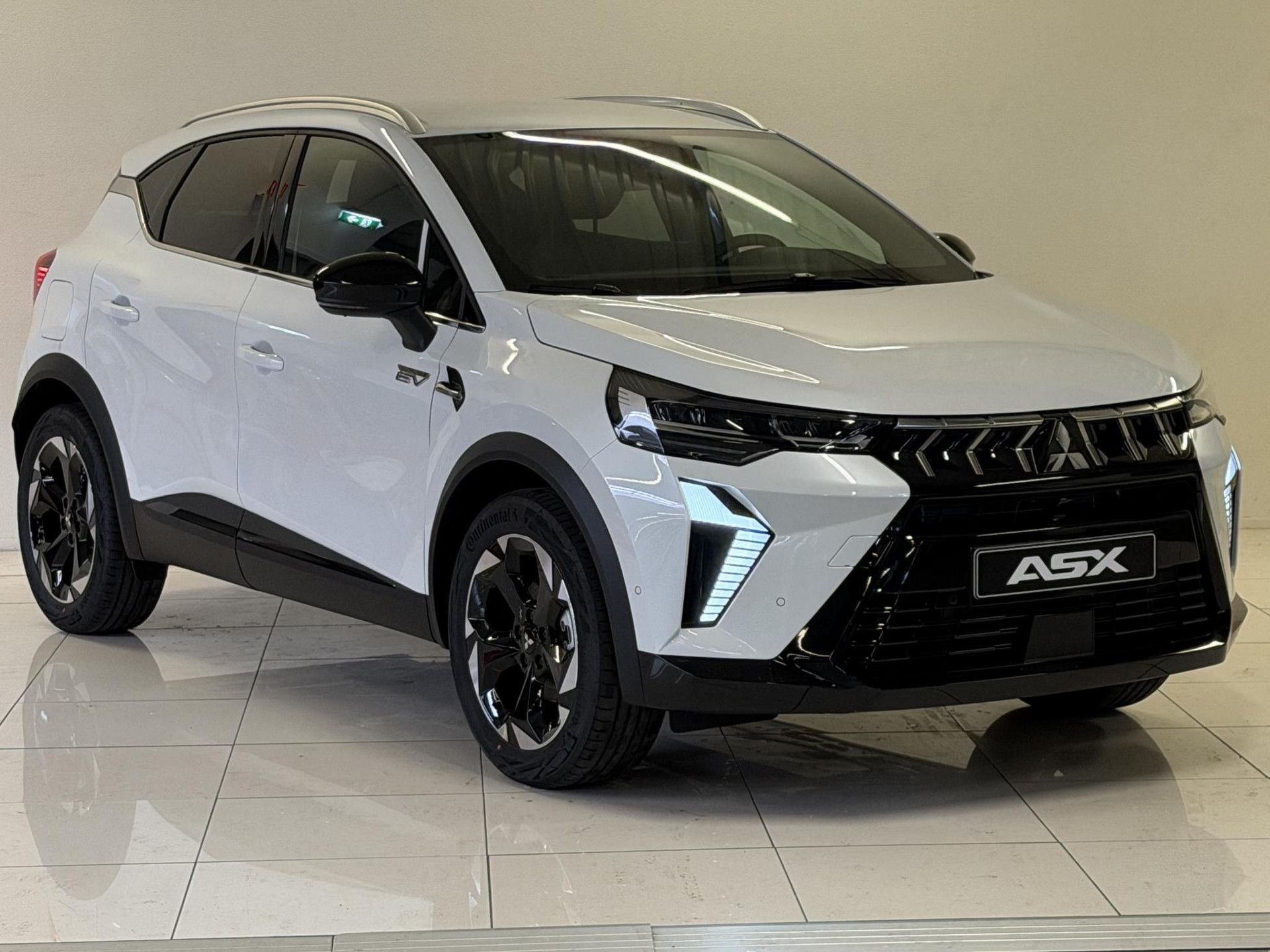 Mitsubishi ASX met kenteken KNV-32-R – detailfoto