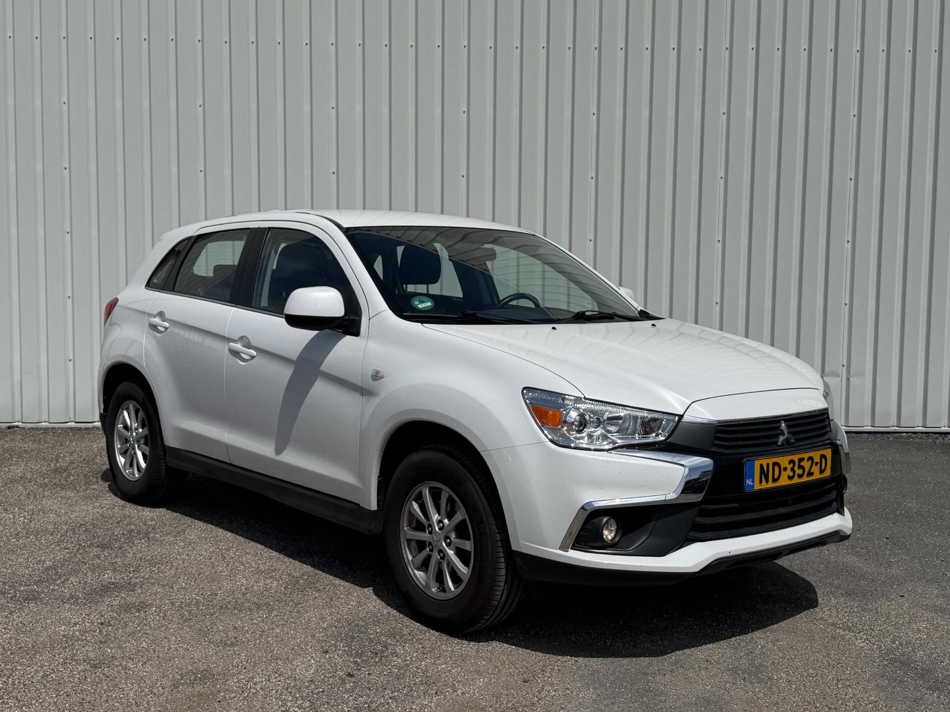 Mitsubishi ASX met kenteken ND-352-D – detailfoto