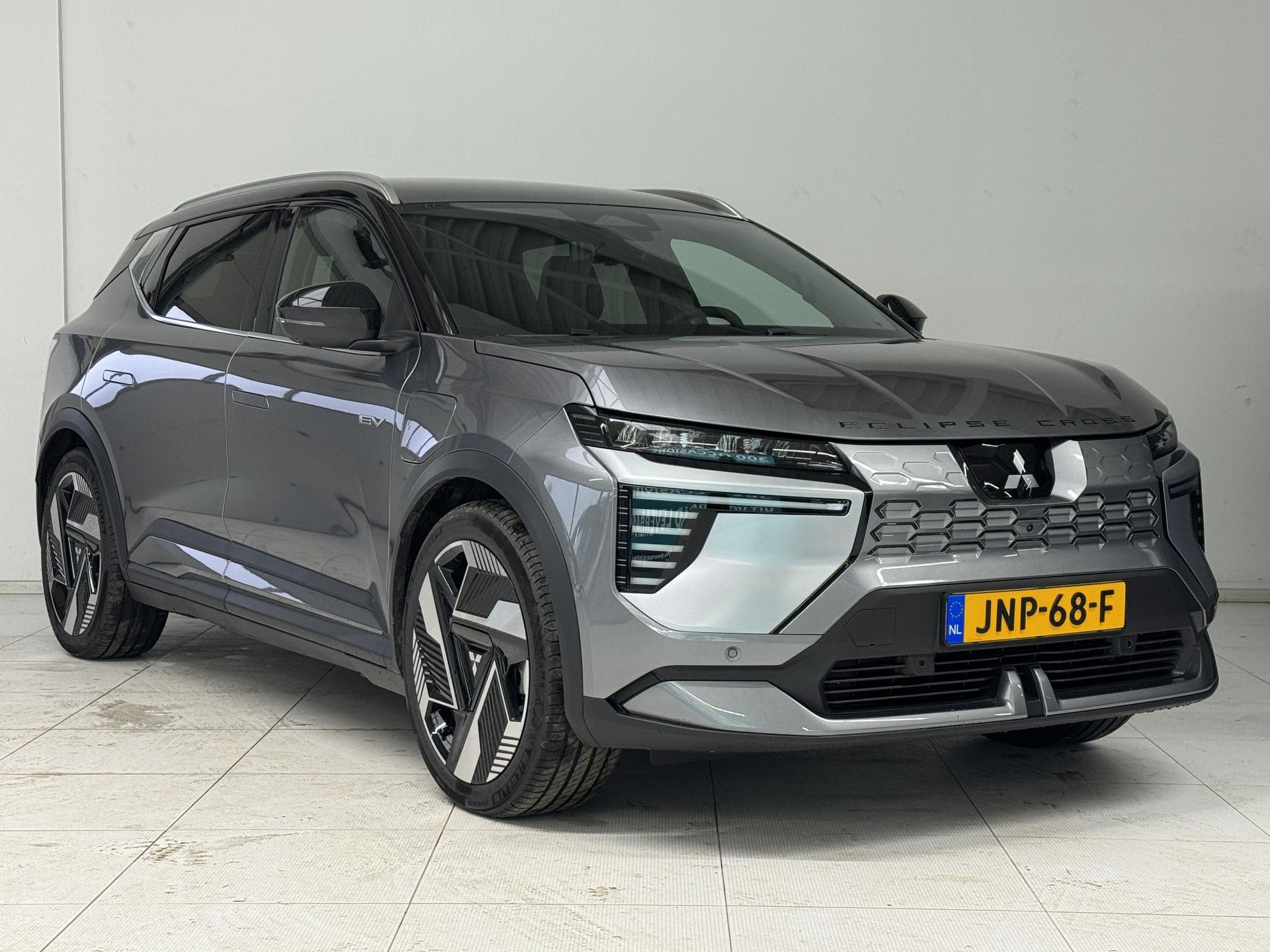 Mitsubishi EclipseCross met kenteken JNP-68-F – detailfoto