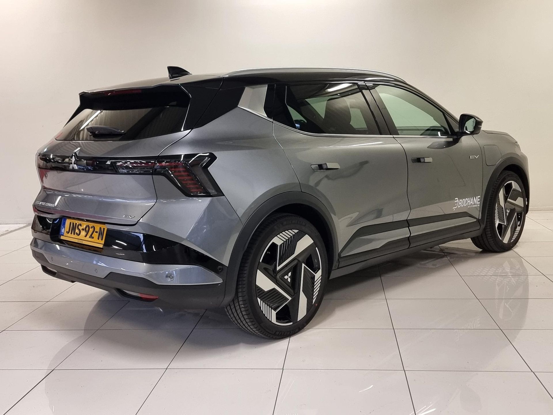 Mitsubishi EclipseCross met kenteken JNS-92-N – achteraanzicht