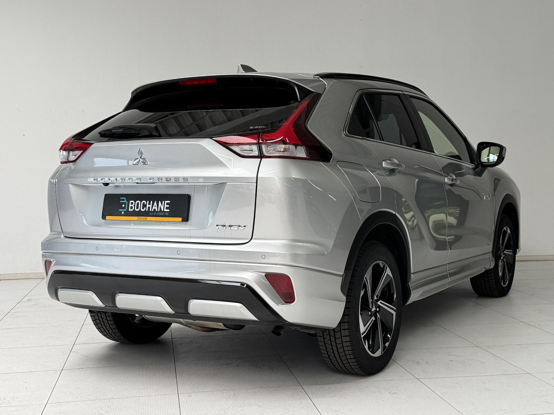 Mitsubishi EclipseCross met kenteken KLL-73-S – achteraanzicht