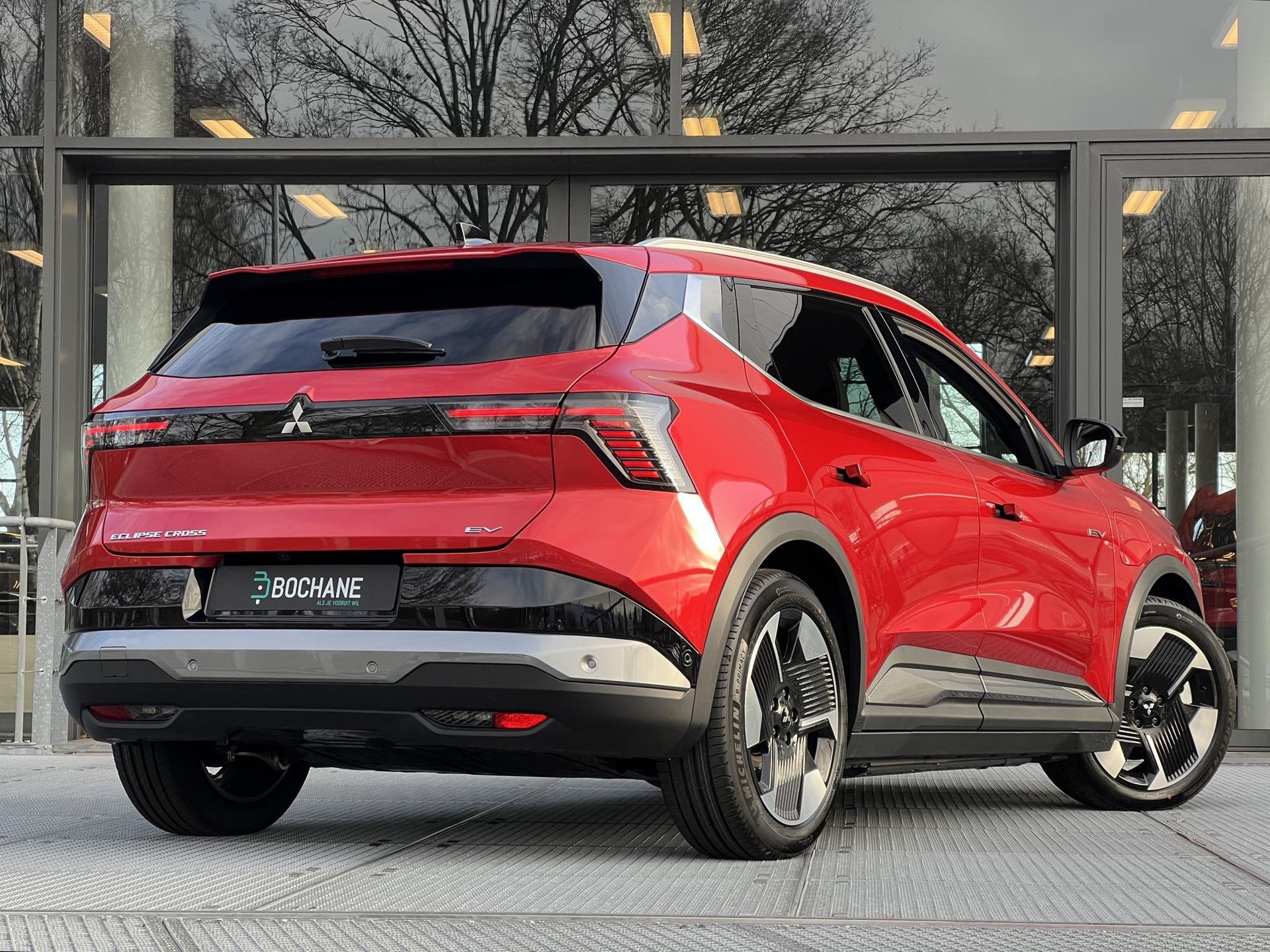 Mitsubishi EclipseCross met kenteken KNV-47-R – achteraanzicht
