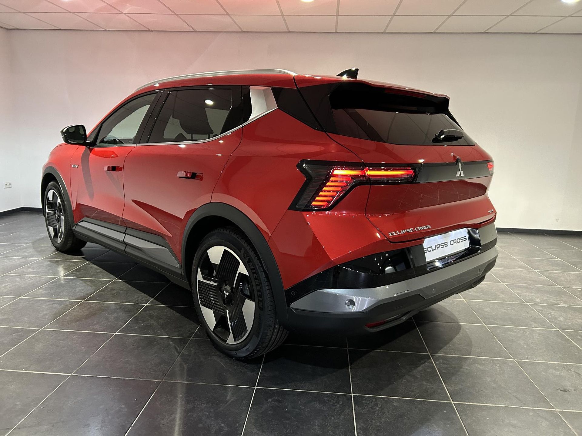 Mitsubishi EclipseCross met kenteken KNV-48-R – detailfoto