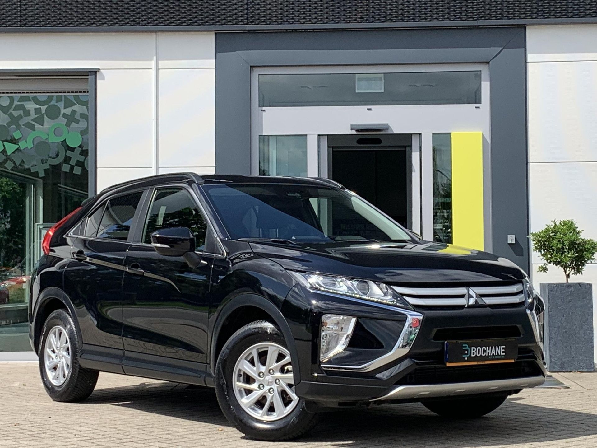 Mitsubishi EclipseCross met kenteken RR-926-B – detailfoto