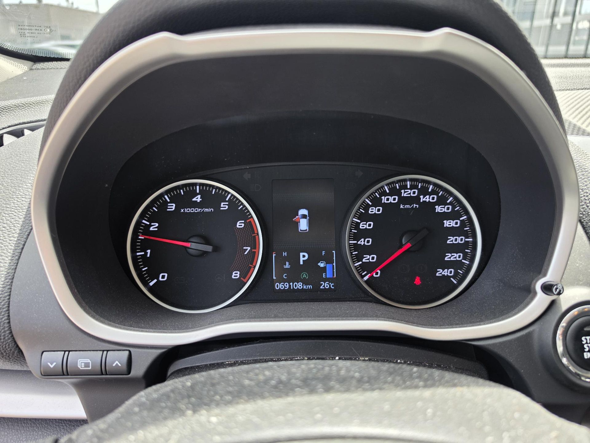 Mitsubishi EclipseCross met kenteken TF-722-J – dashboard