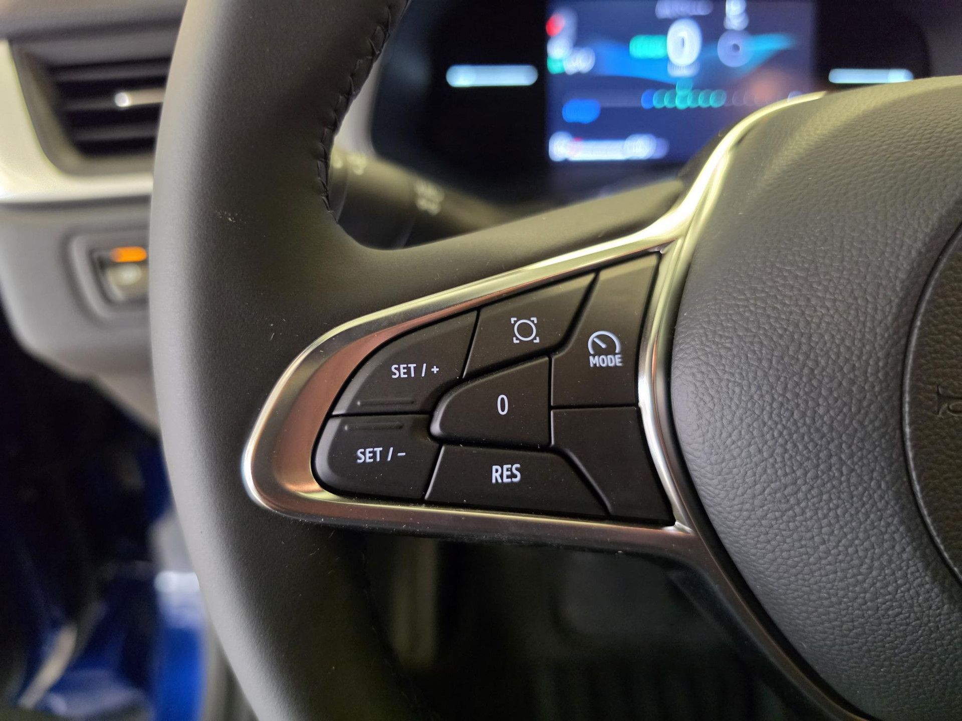 Mitsubishi Grandis met kenteken KFB-32-S – dashboard