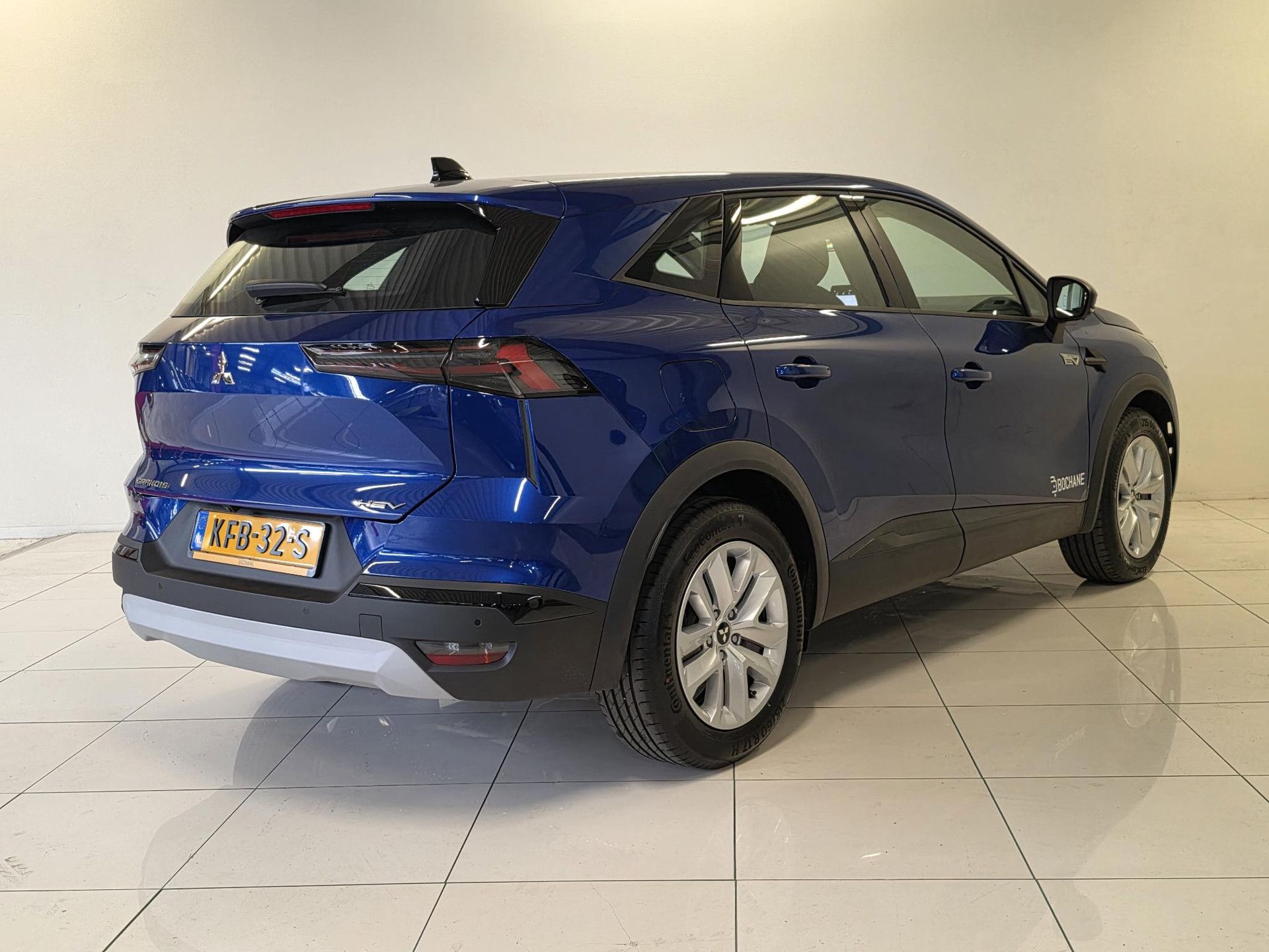 Mitsubishi Grandis met kenteken KFB-32-S – detailfoto