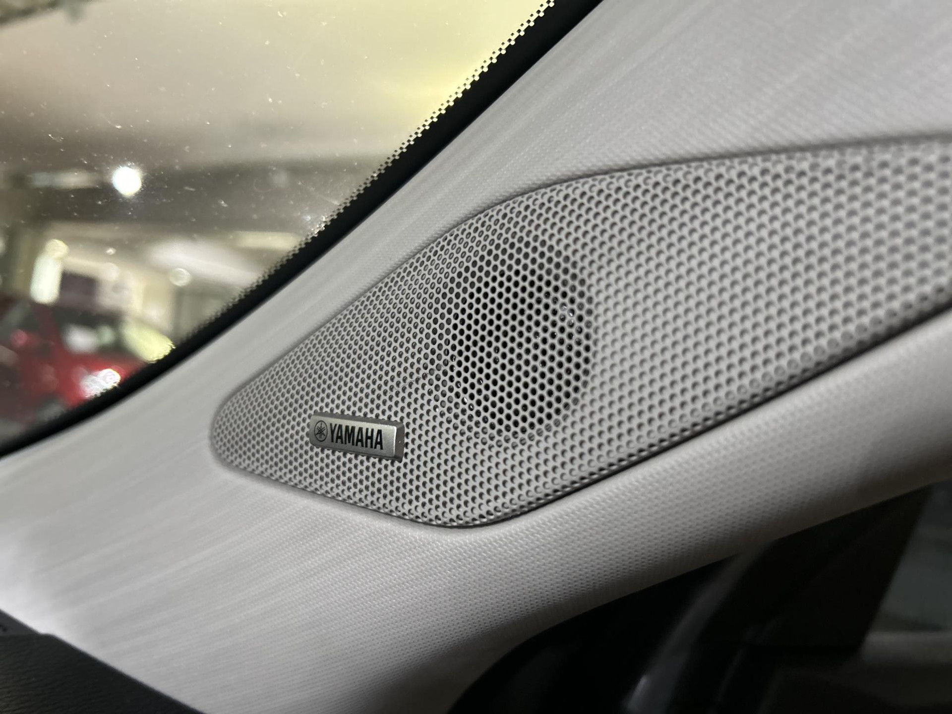 Mitsubishi Outlander met kenteken HHD-23-D – dashboard