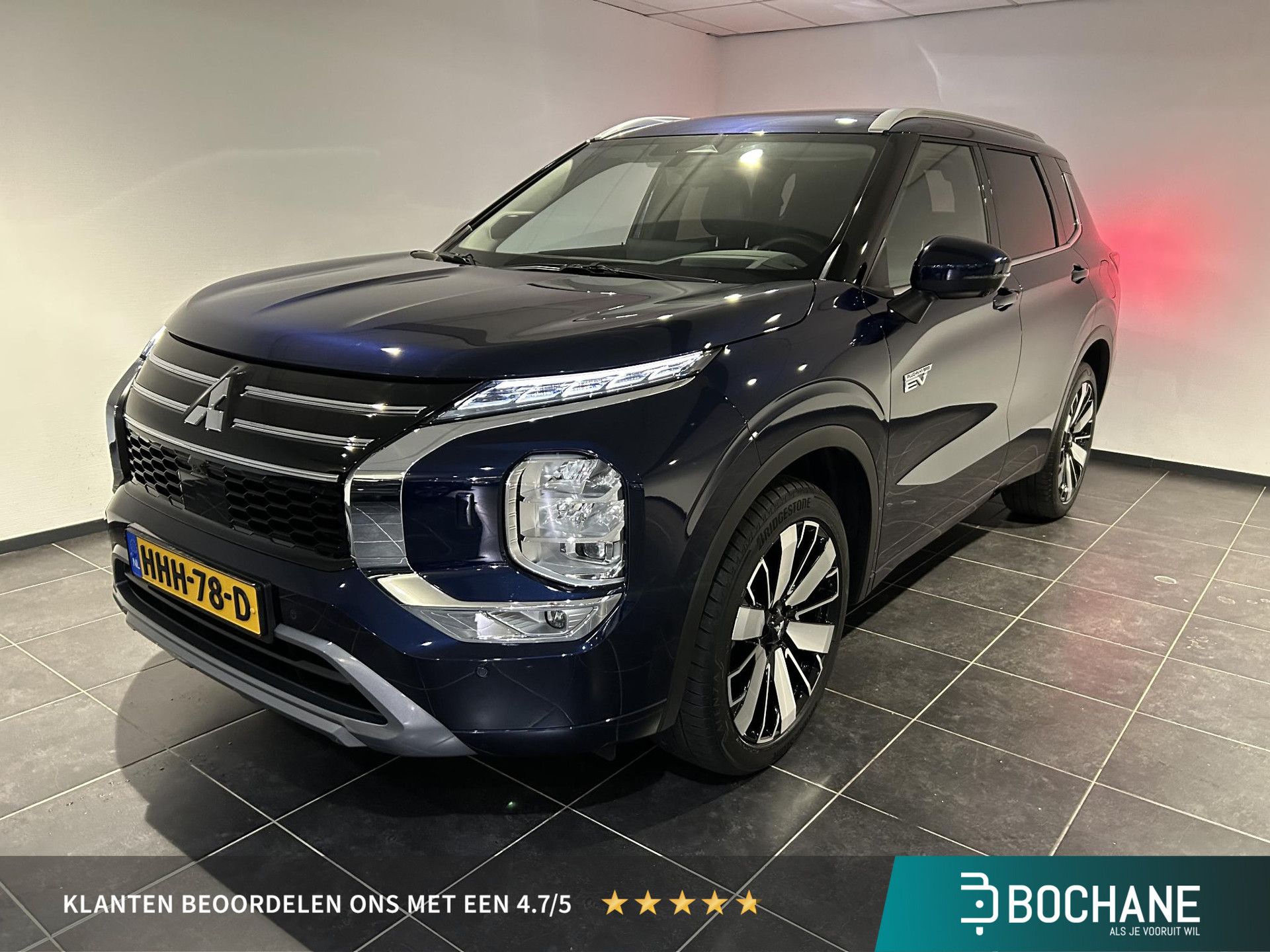 Mitsubishi Outlander met kenteken HHH-78-D – vooraanzicht