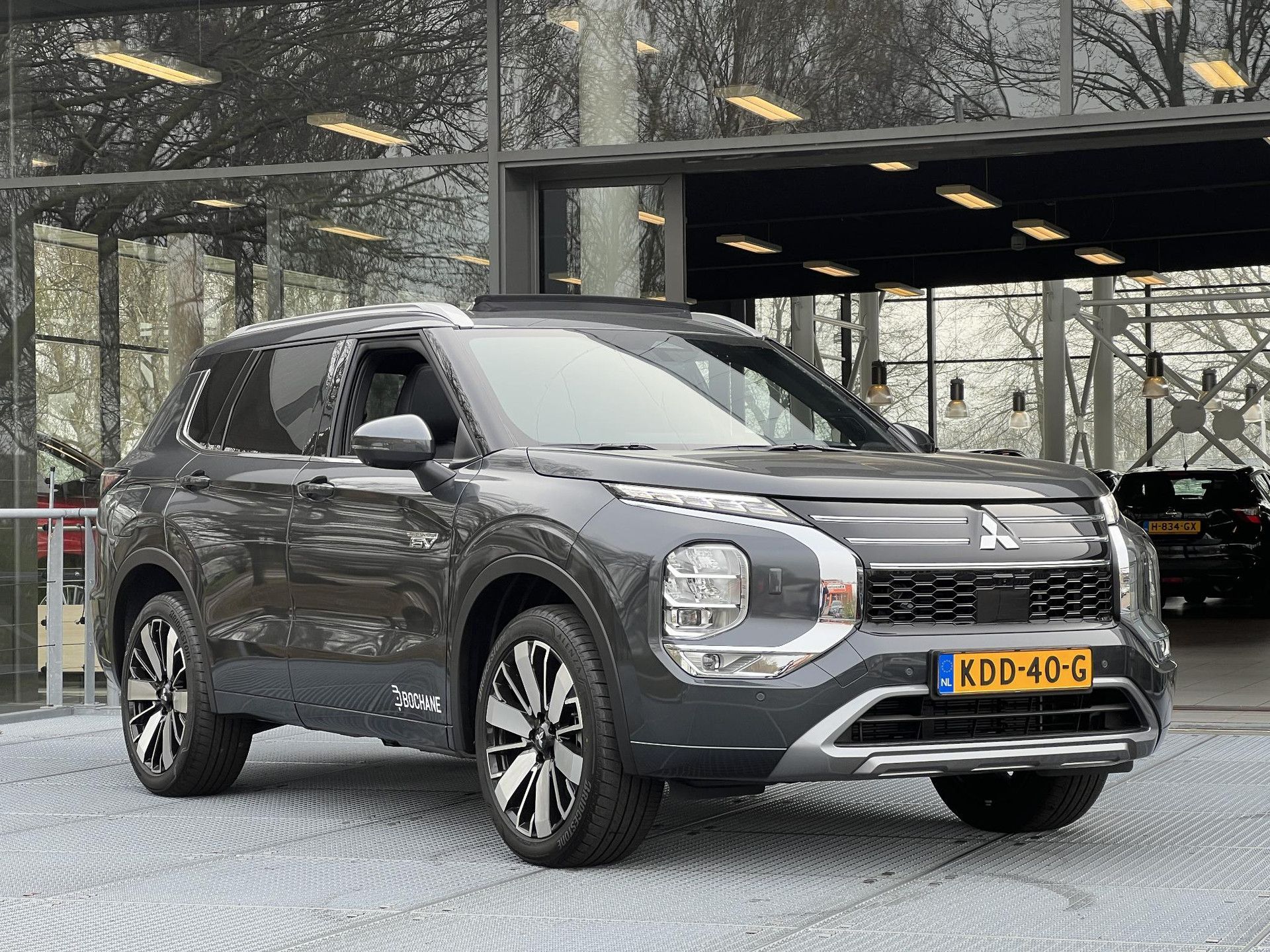 Mitsubishi Outlander met kenteken KDD-40-G – detailfoto