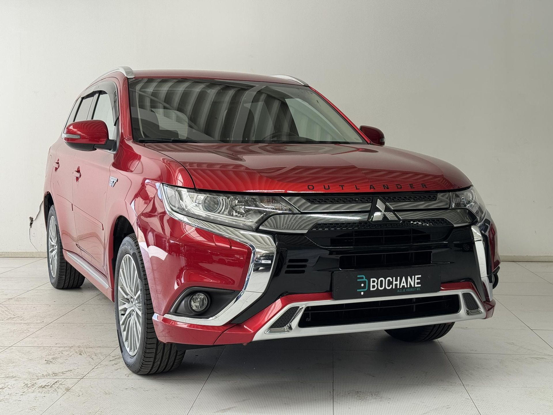 Mitsubishi Outlander met kenteken KKT-60-G – detailfoto