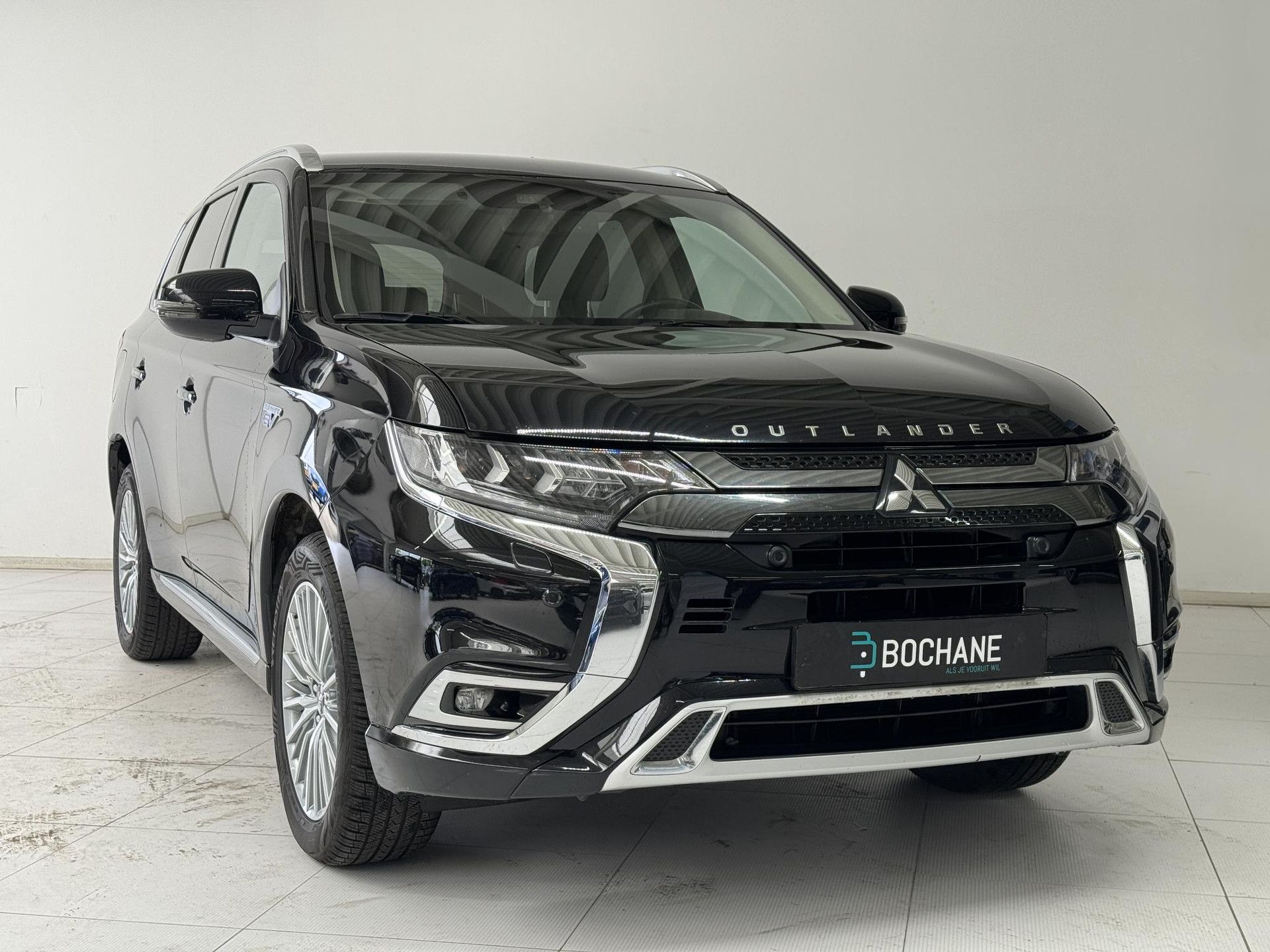 Mitsubishi Outlander met kenteken N-905-BX – detailfoto
