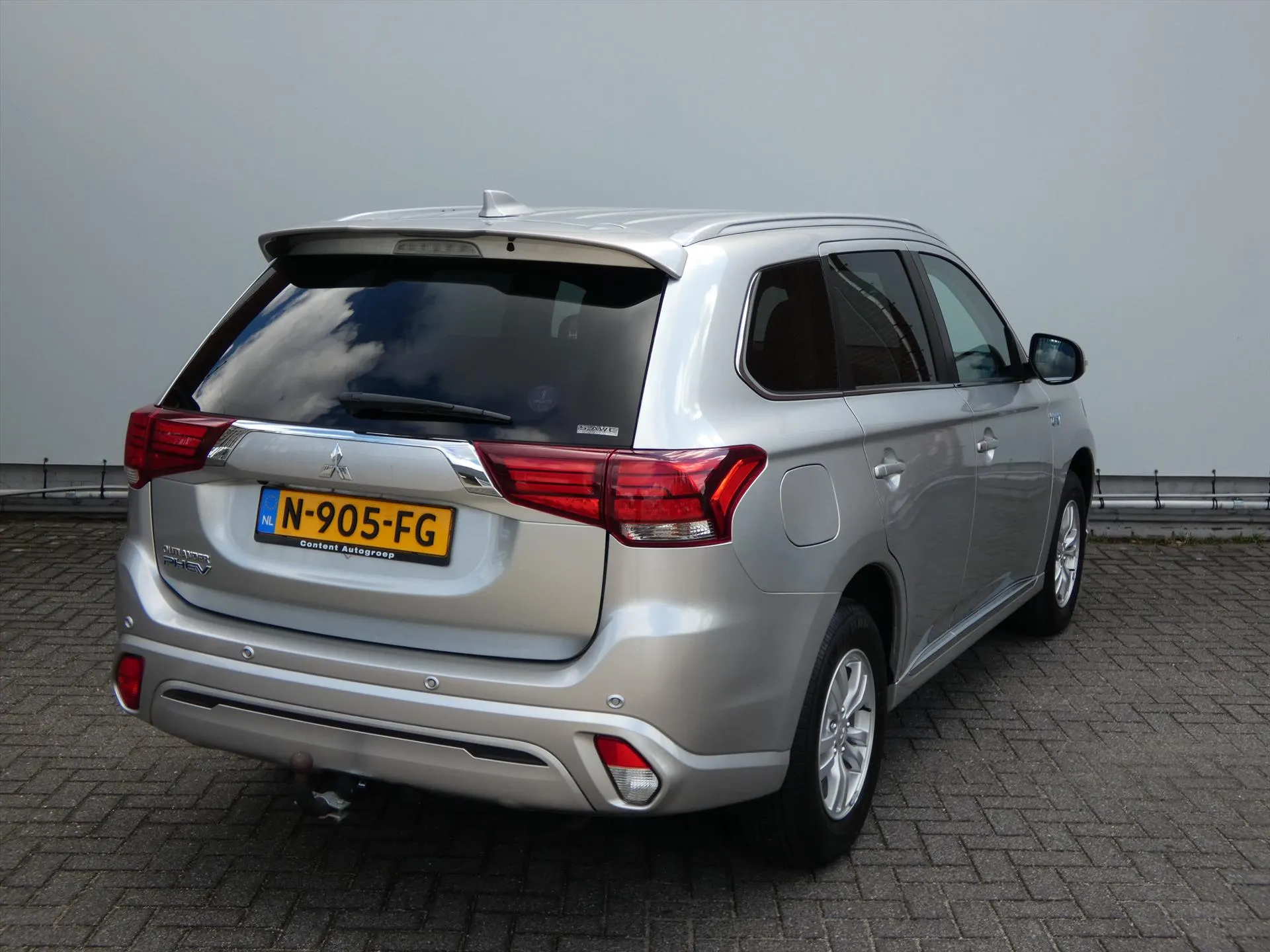Mitsubishi Outlander met kenteken N-905-FG – detailfoto