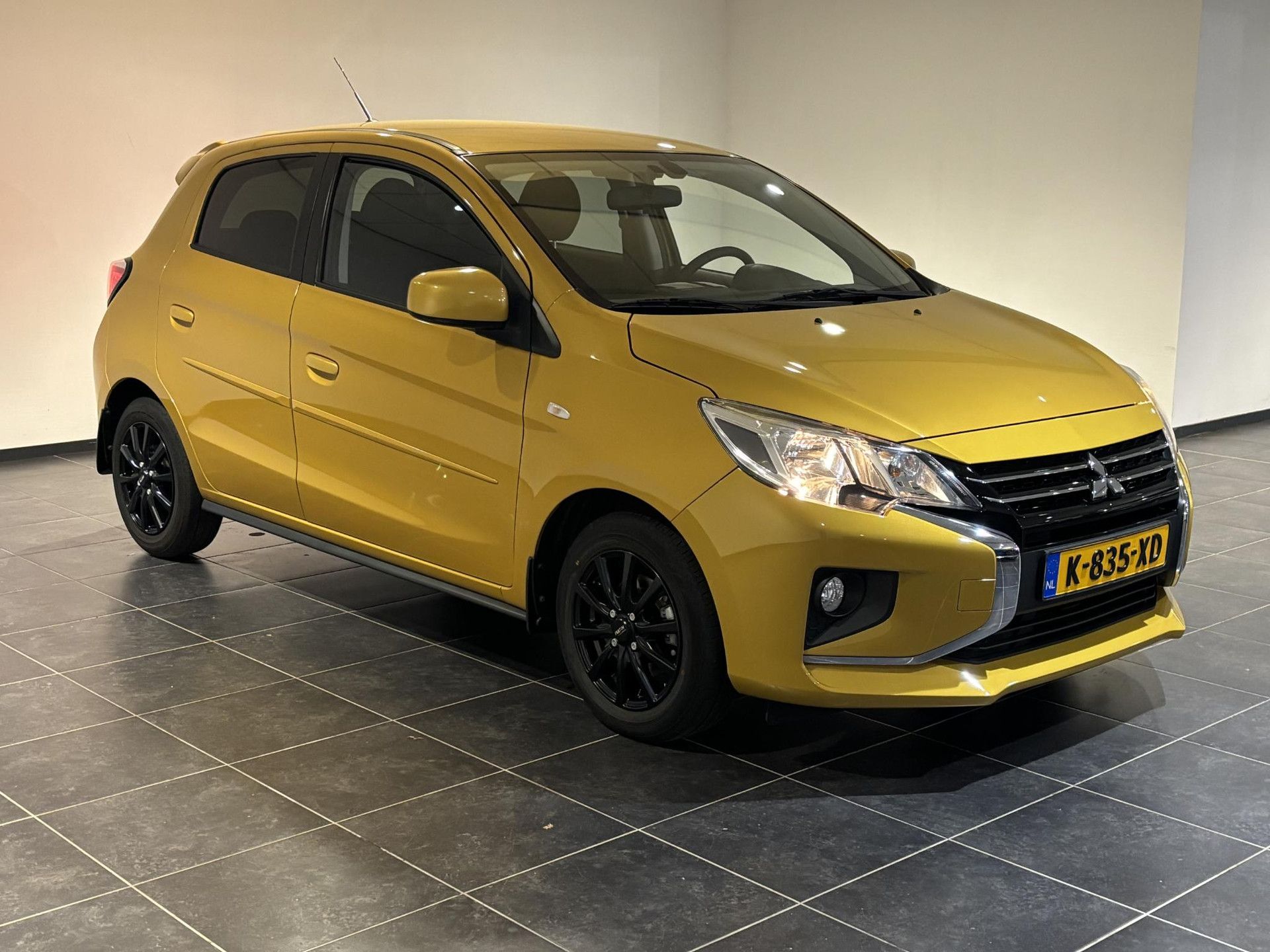 Mitsubishi SpaceStar met kenteken K-835-XD – detailfoto