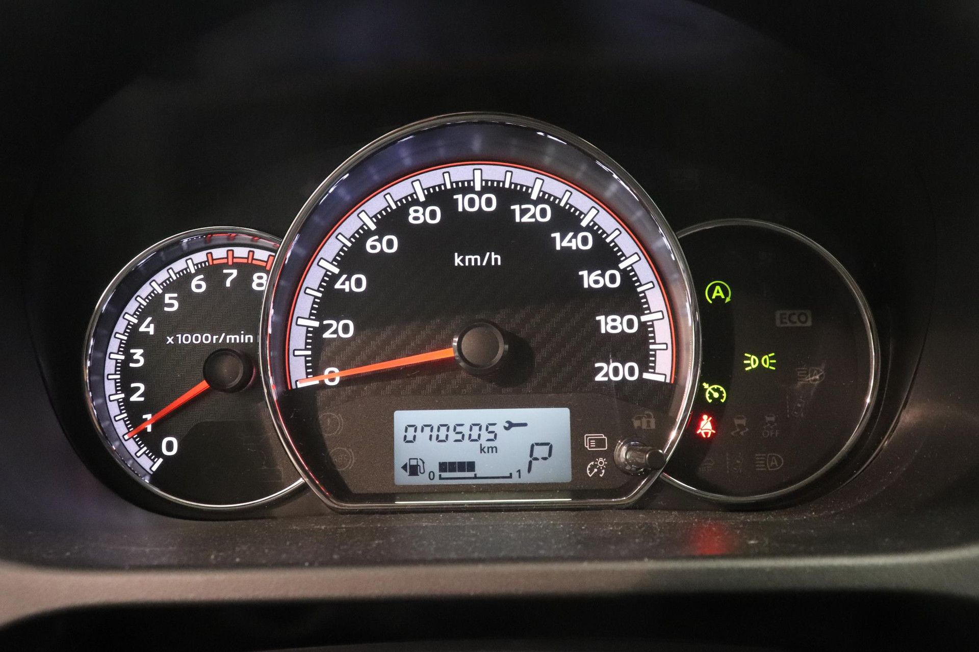 Mitsubishi SpaceStar met kenteken L-112-LJ – dashboard