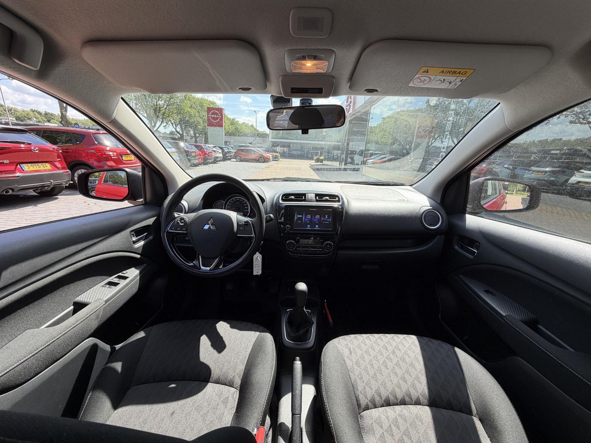 Mitsubishi SpaceStar met kenteken X-153-FF – dashboard
