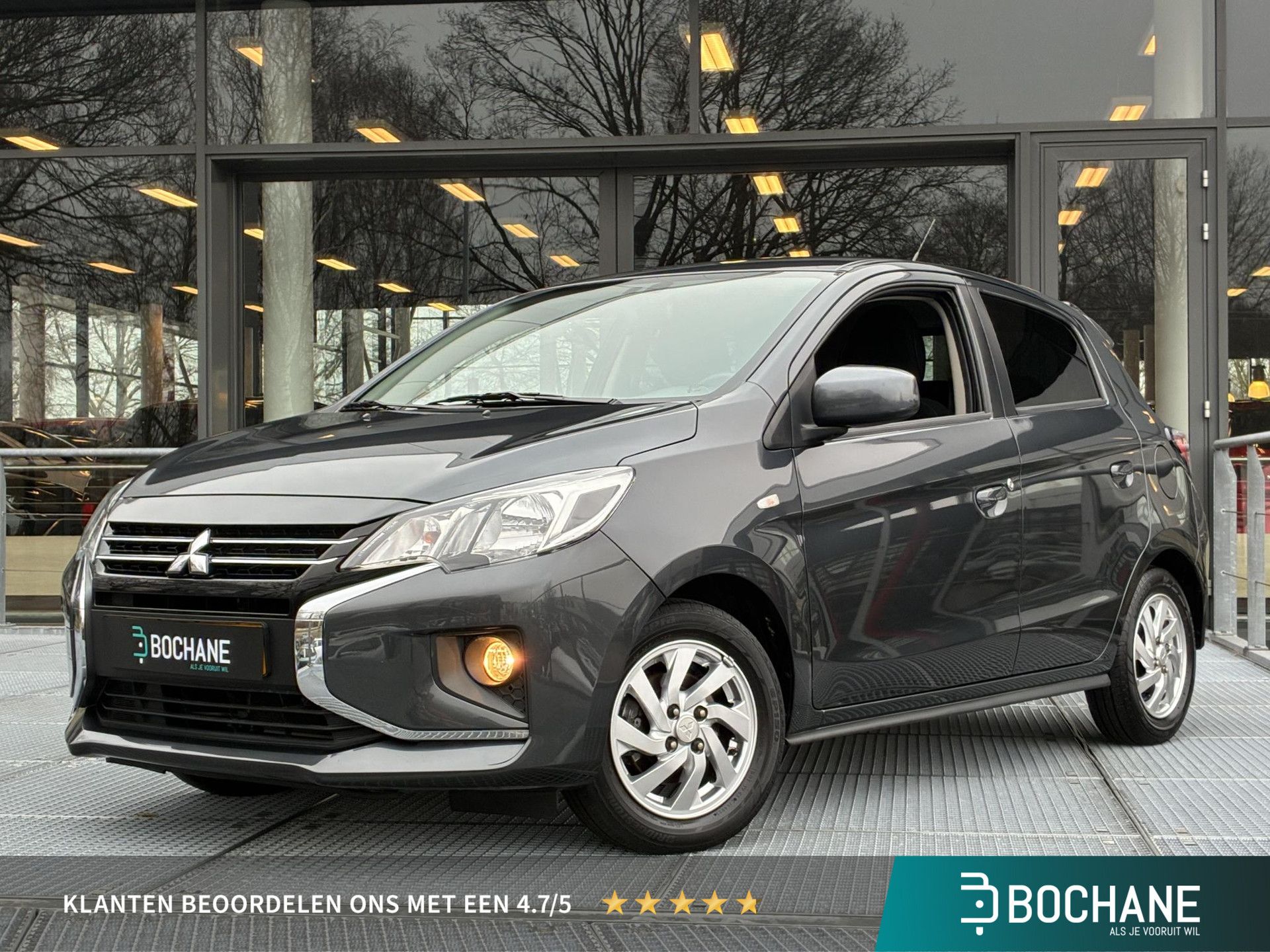 Mitsubishi SpaceStar met kenteken X-327-XR – vooraanzicht
