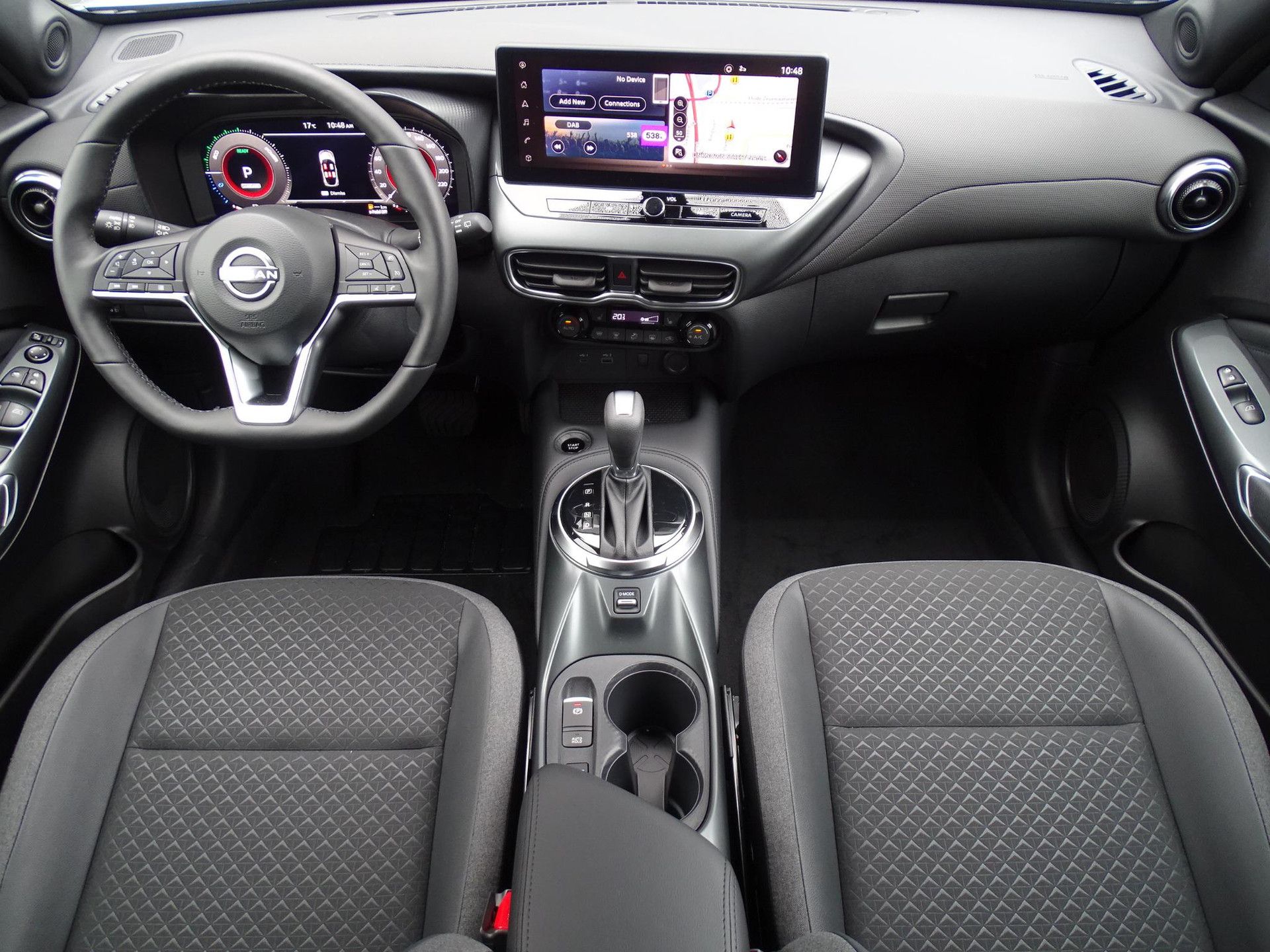 Nissan Juke met kenteken KDD-88-R – interieur