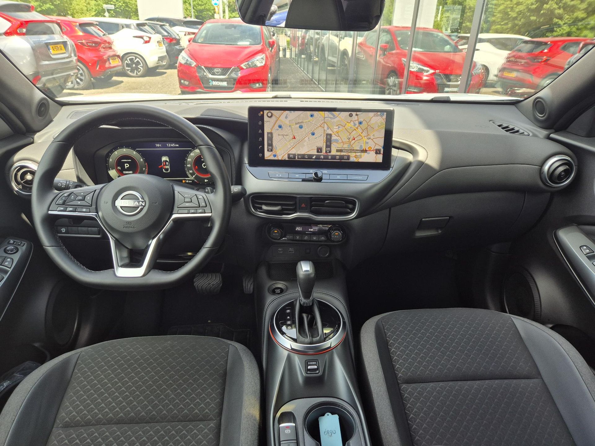Nissan Juke met kenteken KJZ-86-T – interieur