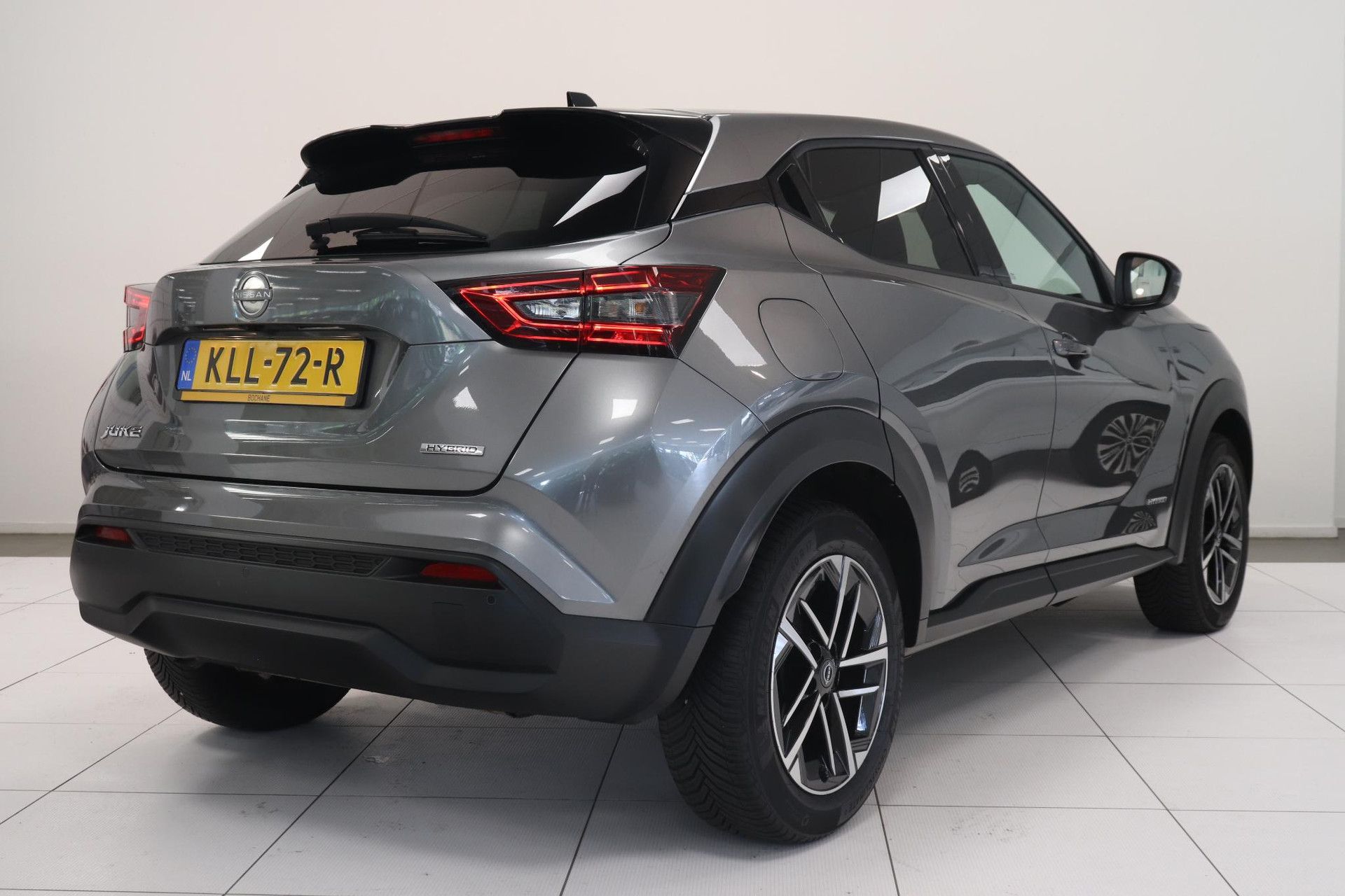 Nissan Juke met kenteken KLL-72-R – achteraanzicht