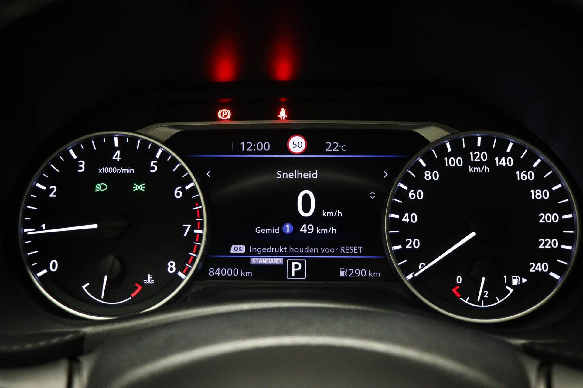 Nissan Juke met kenteken L-133-LL – dashboard