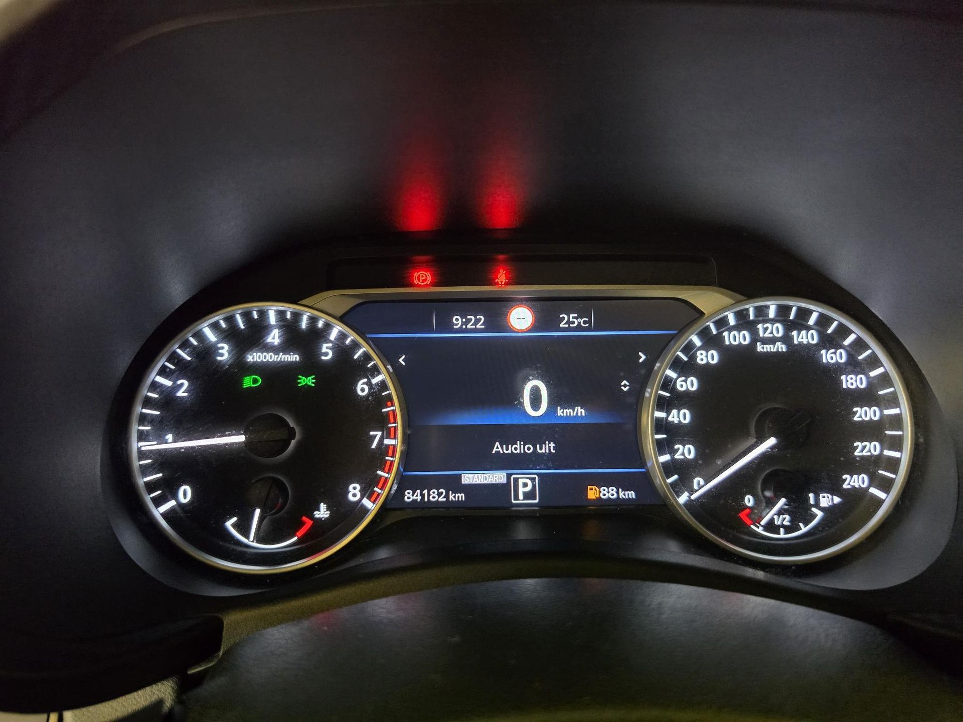 Nissan Juke met kenteken N-512-DB – dashboard