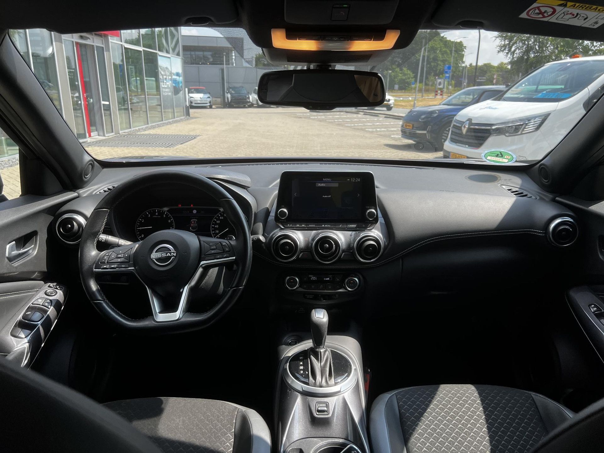 Nissan Juke met kenteken S-313-LG – interieur