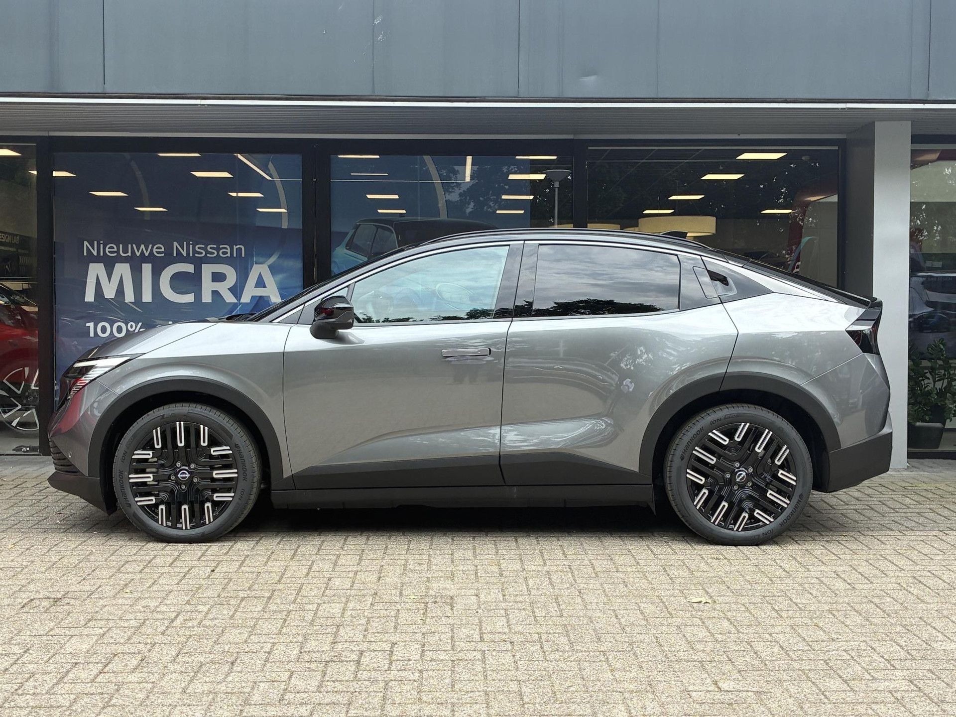 Nissan Leaf met kenteken KKS-47-L – interieur