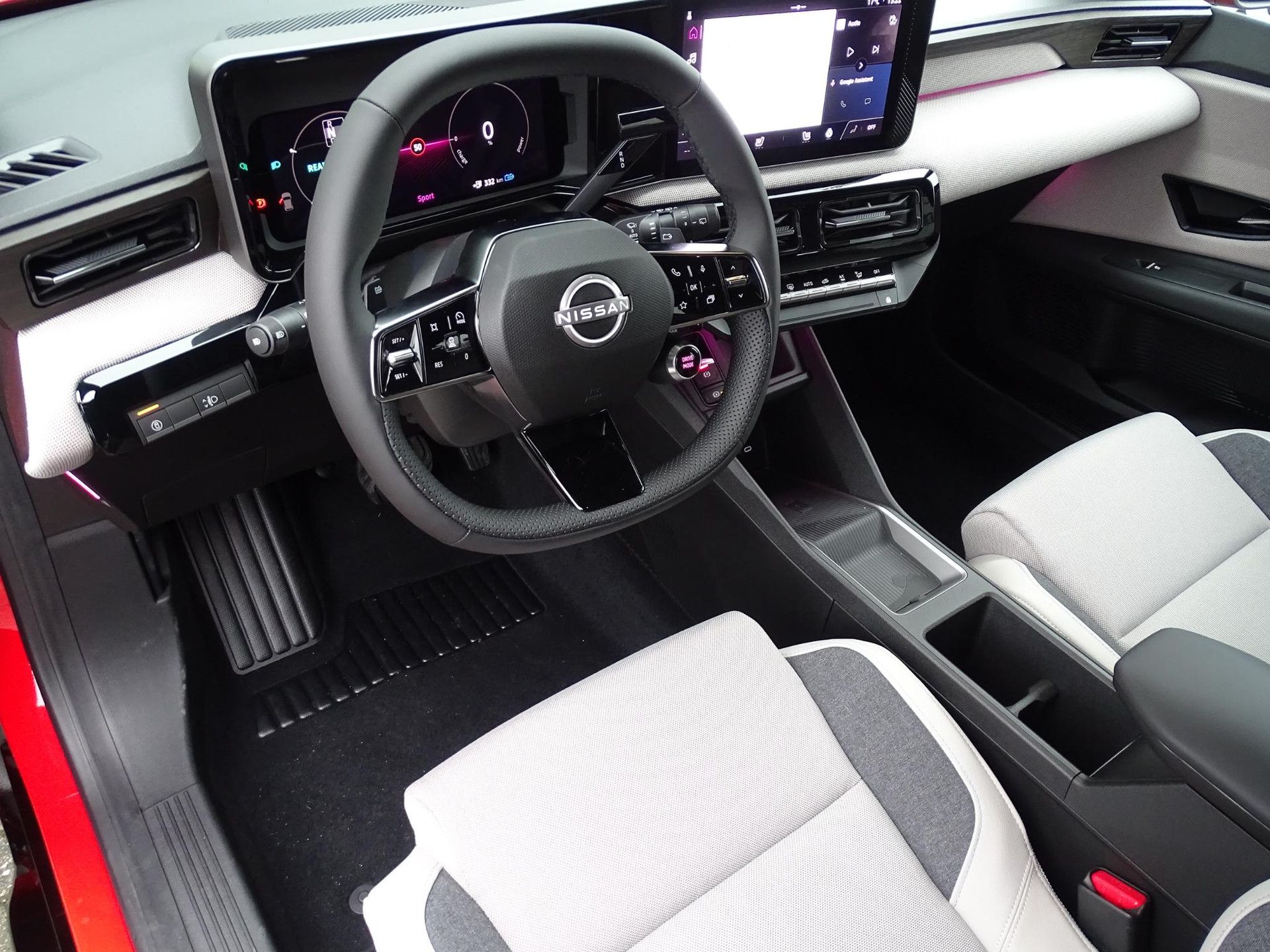 Nissan Micra met kenteken KLT-68-S – achteraanzicht