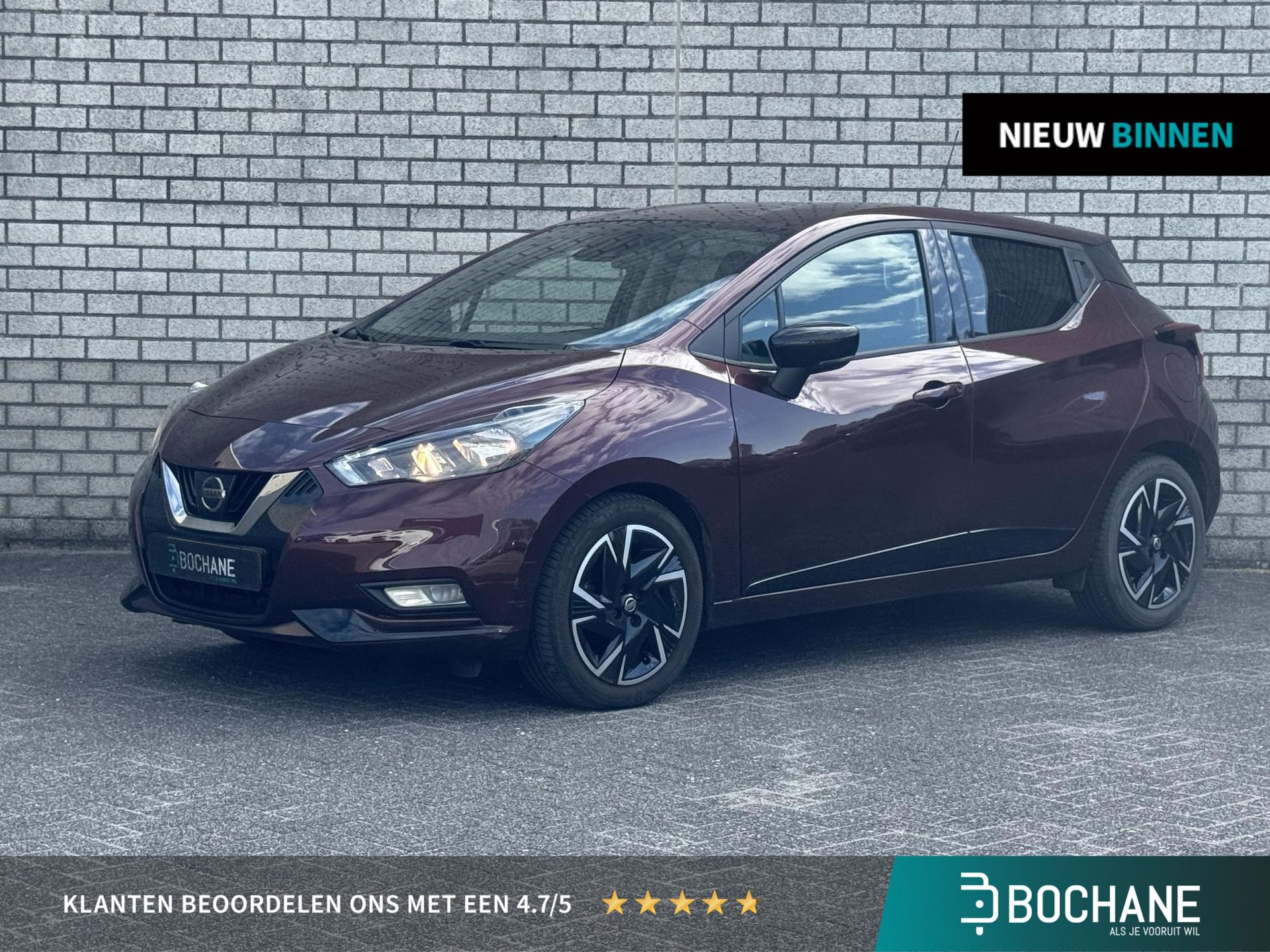 Nissan Micra met kenteken L-464-KX – vooraanzicht
