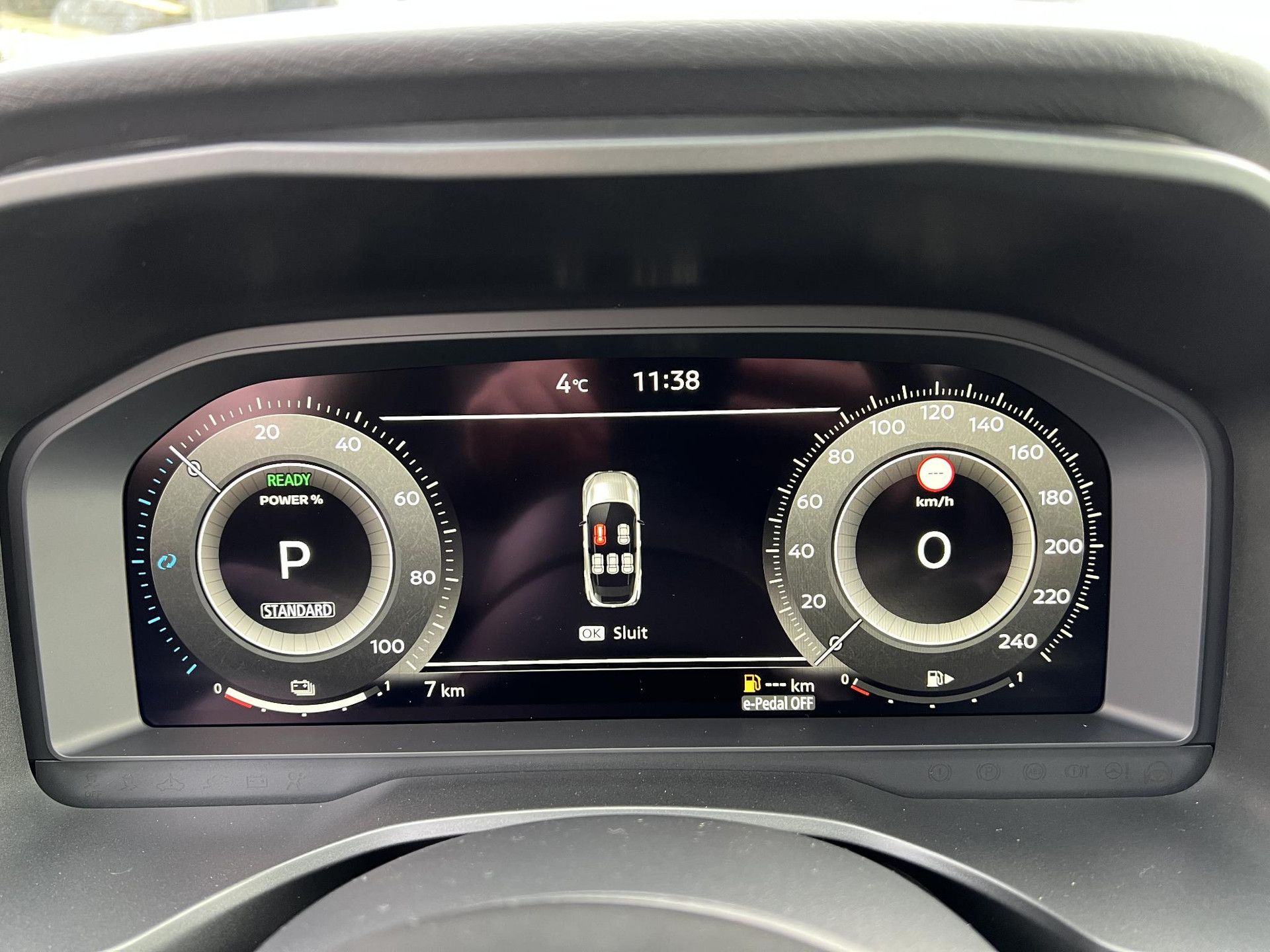 Nissan QASHQAI met kenteken JXN-21-N – dashboard