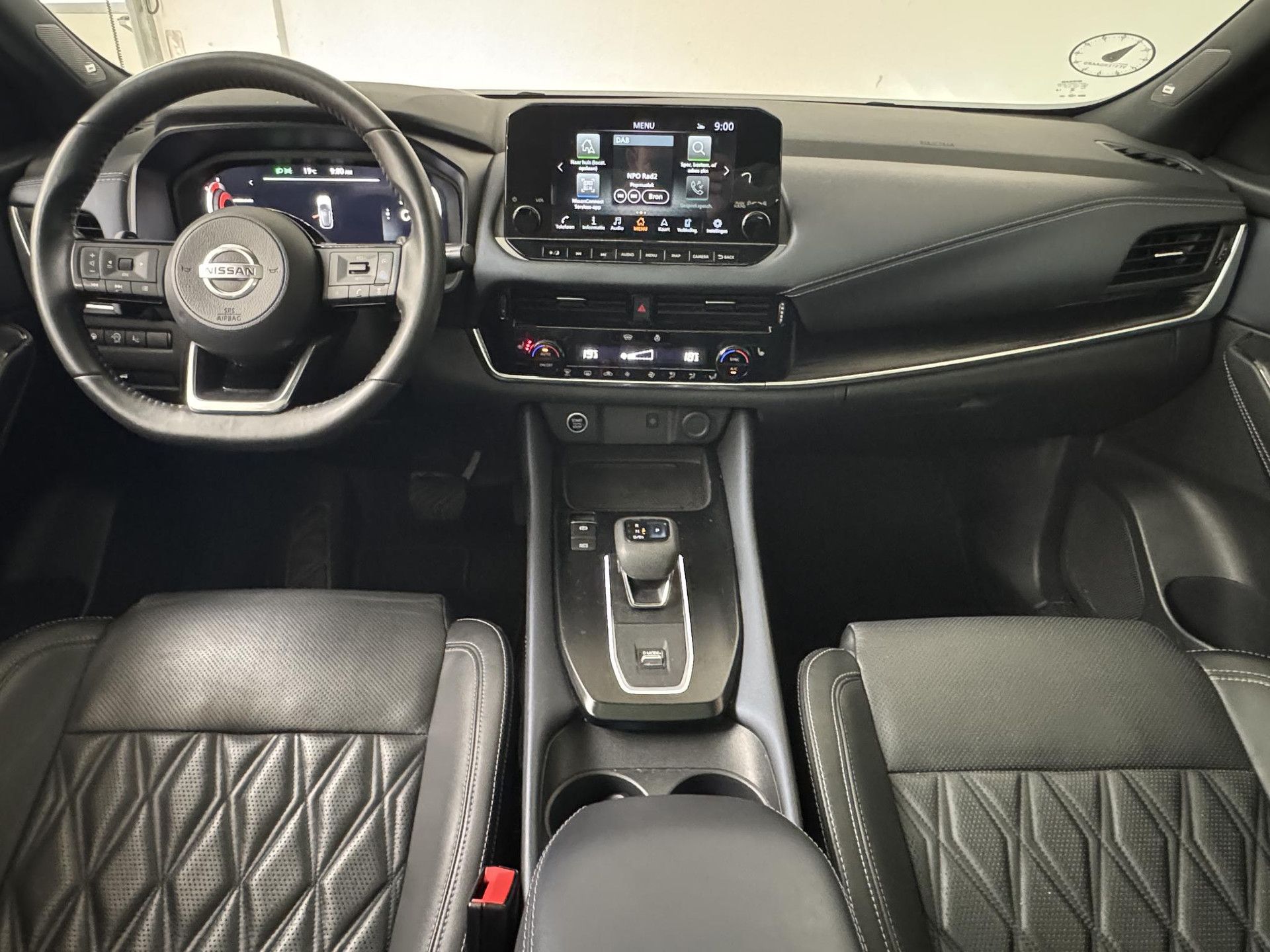 Nissan QASHQAI met kenteken KBD-26-V – interieur