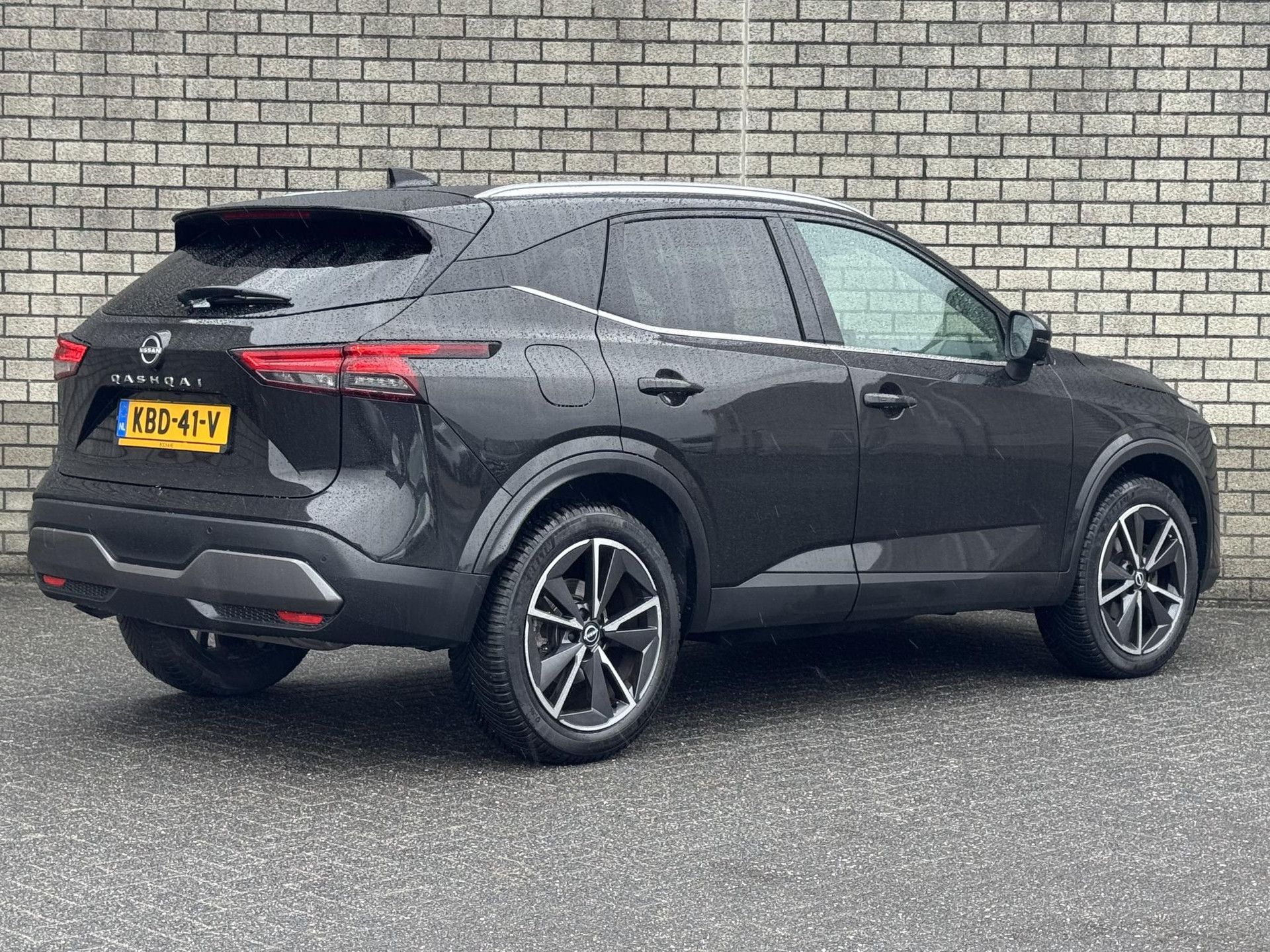 Nissan QASHQAI met kenteken KBD-41-V – achteraanzicht