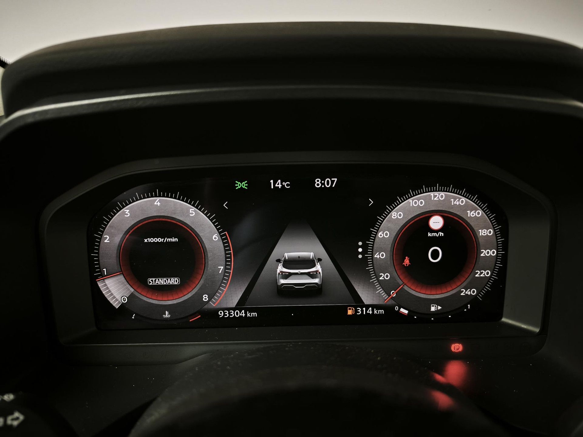 Nissan QASHQAI met kenteken KHH-84-L – dashboard