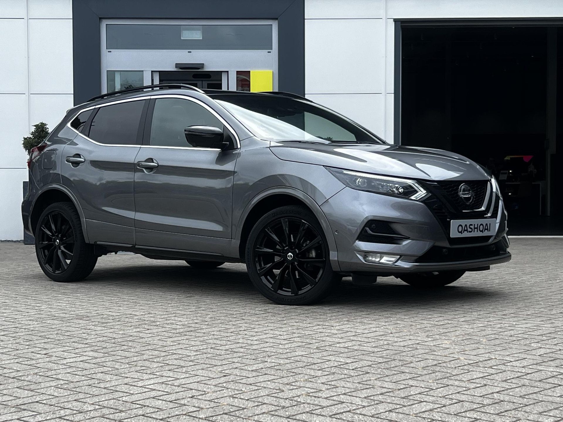 Nissan QASHQAI met kenteken KNJ-62-S – detailfoto