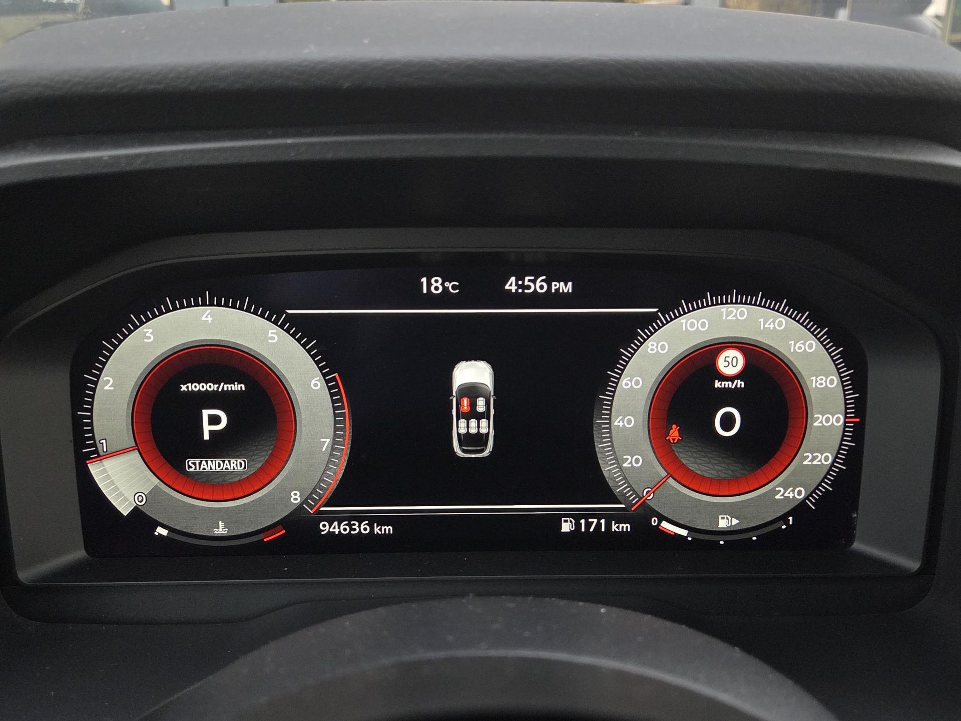 Nissan QASHQAI met kenteken N-202-DP – dashboard